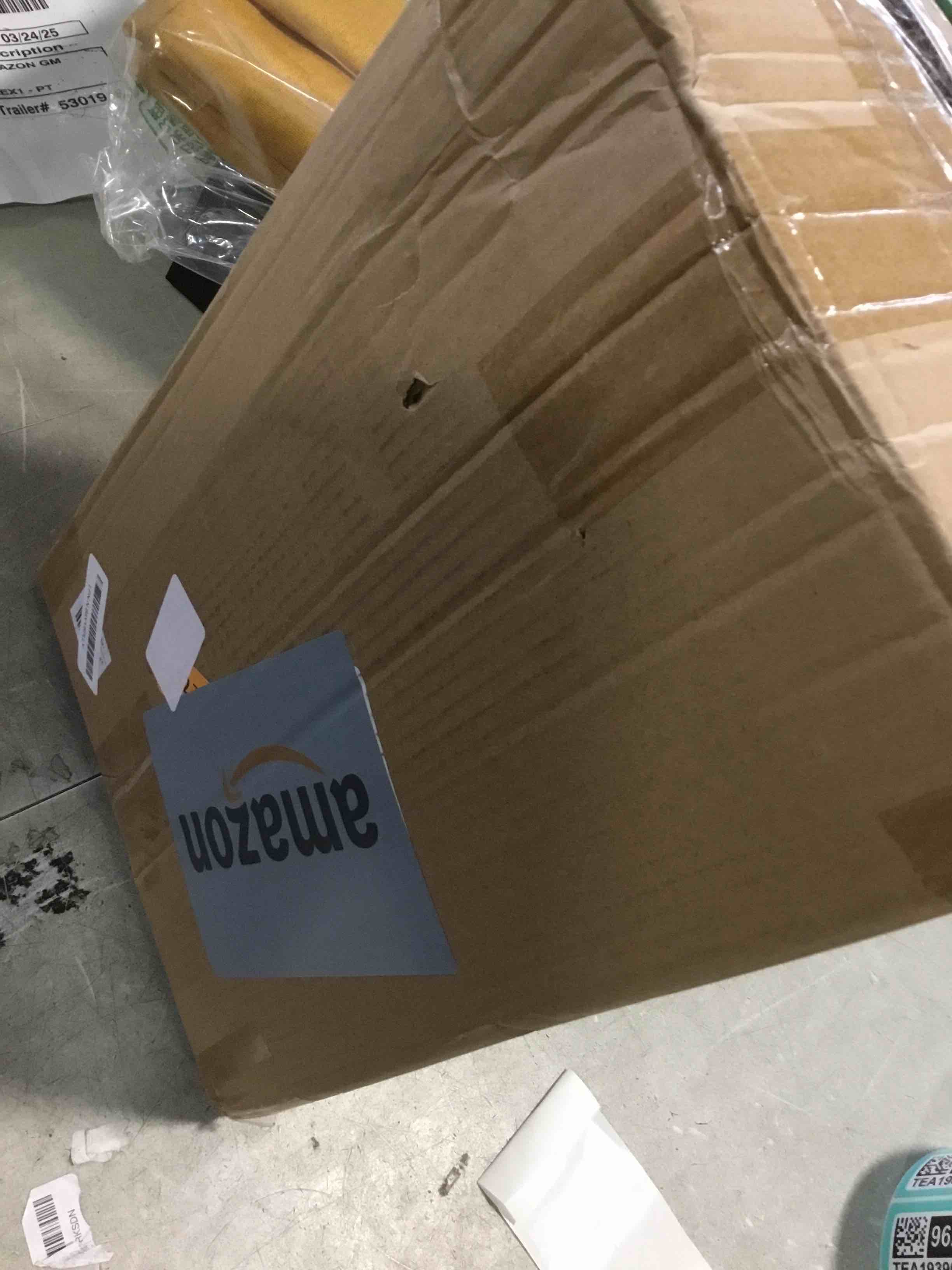 https://s3.amazonaws.com/lotting-images-prod/bidfta/TEA1939615_1743435846292.jpeg