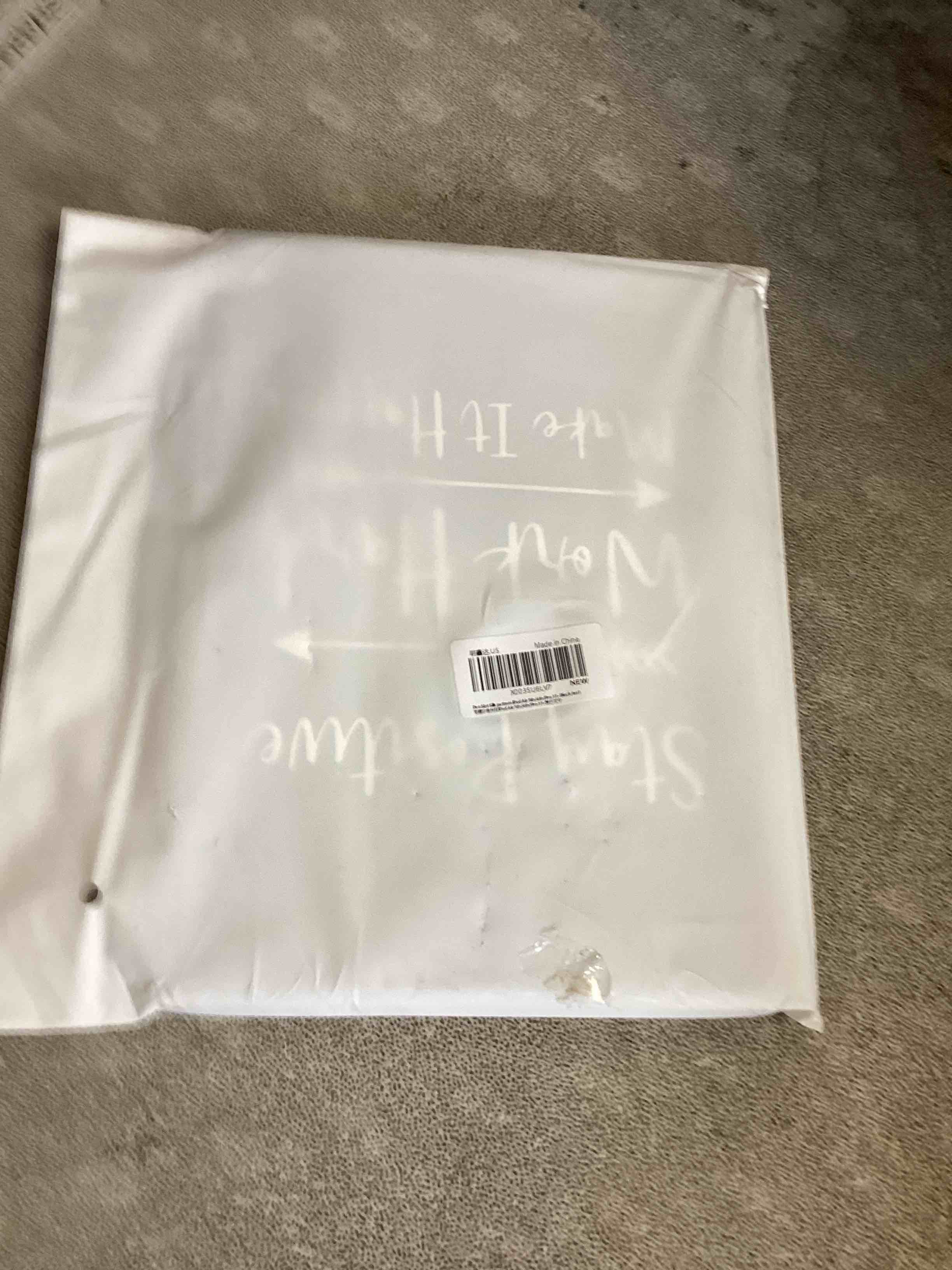 https://s3.amazonaws.com/lotting-images-prod/bidfta/TEA1940483_1746451553778.jpeg
