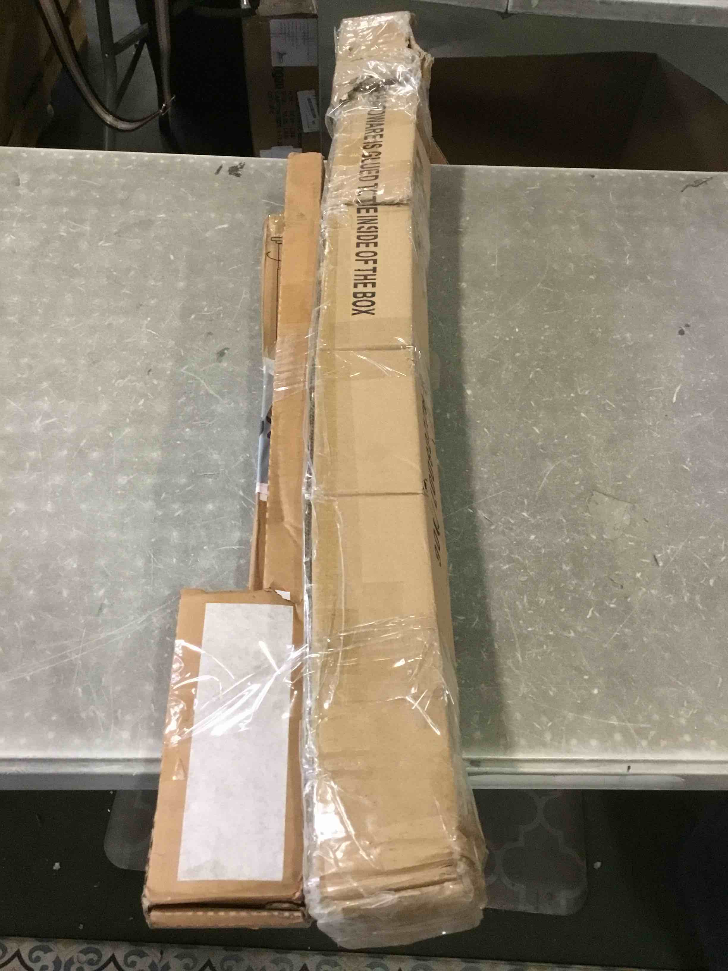 https://s3.amazonaws.com/lotting-images-prod/bidfta/TEA1948598_1743711006629.jpeg