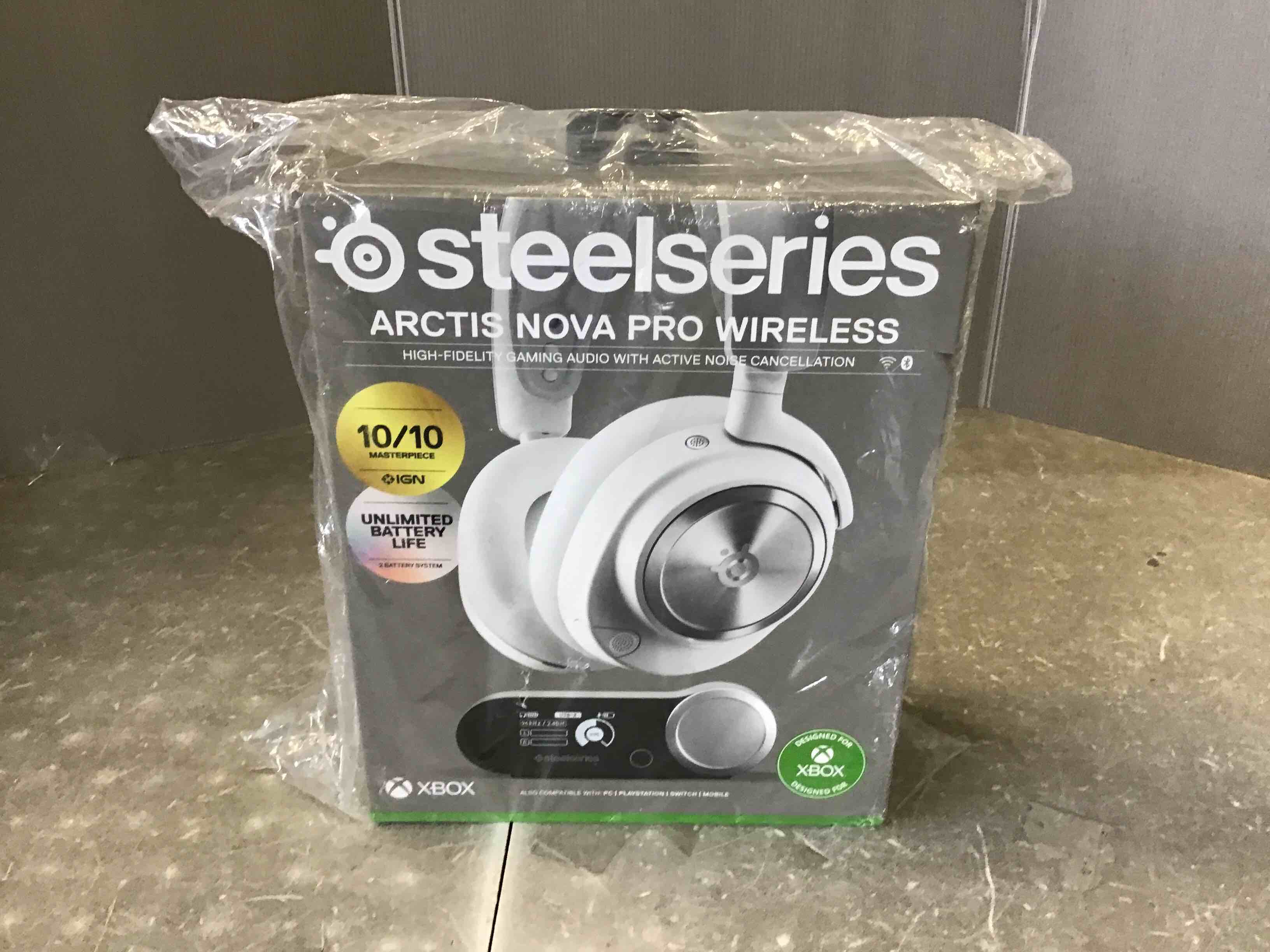 https://s3.amazonaws.com/lotting-images-prod/bidfta/TEA1950104_1745439562169.jpeg