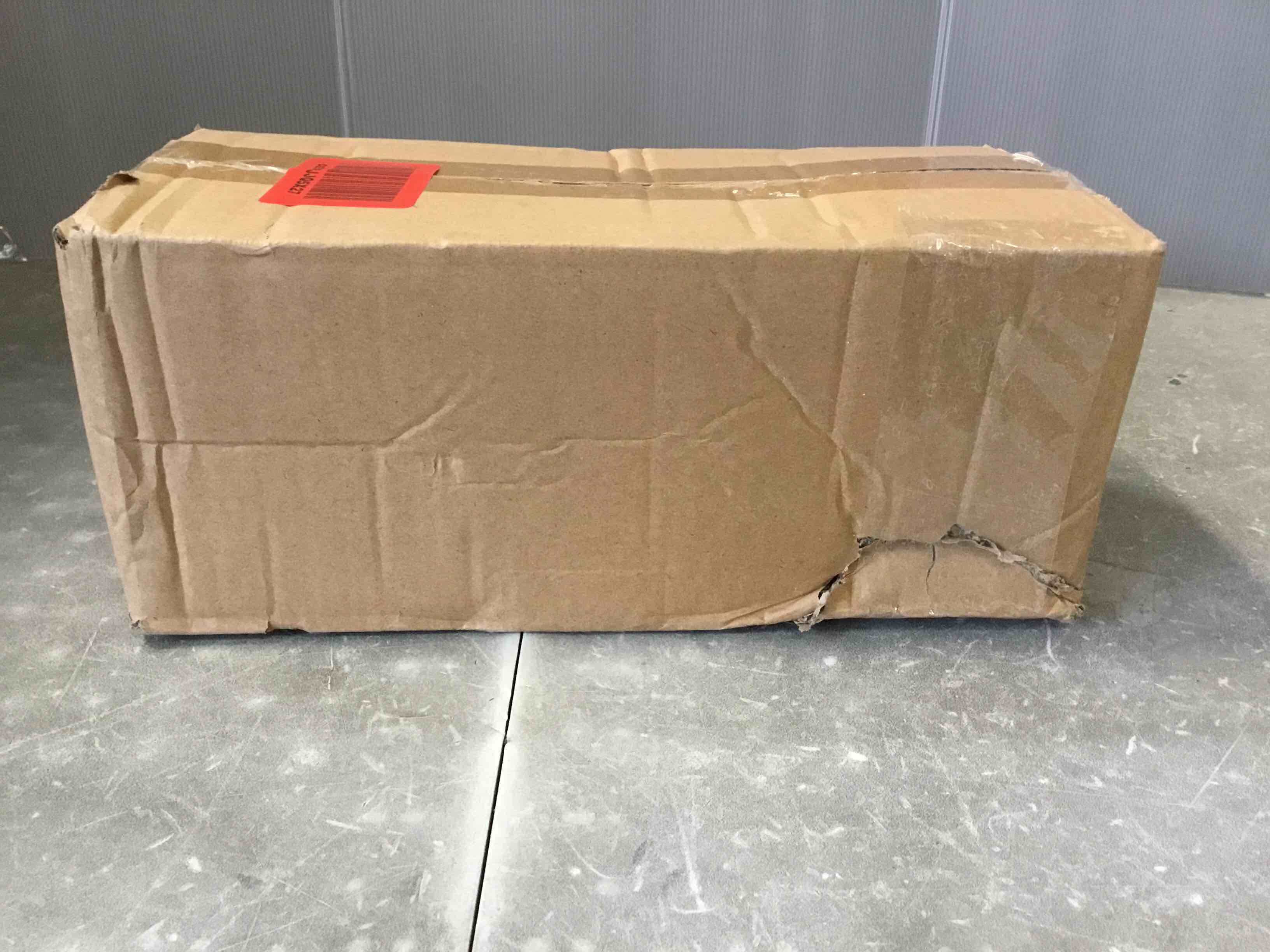 https://s3.amazonaws.com/lotting-images-prod/bidfta/TEA1950134_1745847978355.jpeg