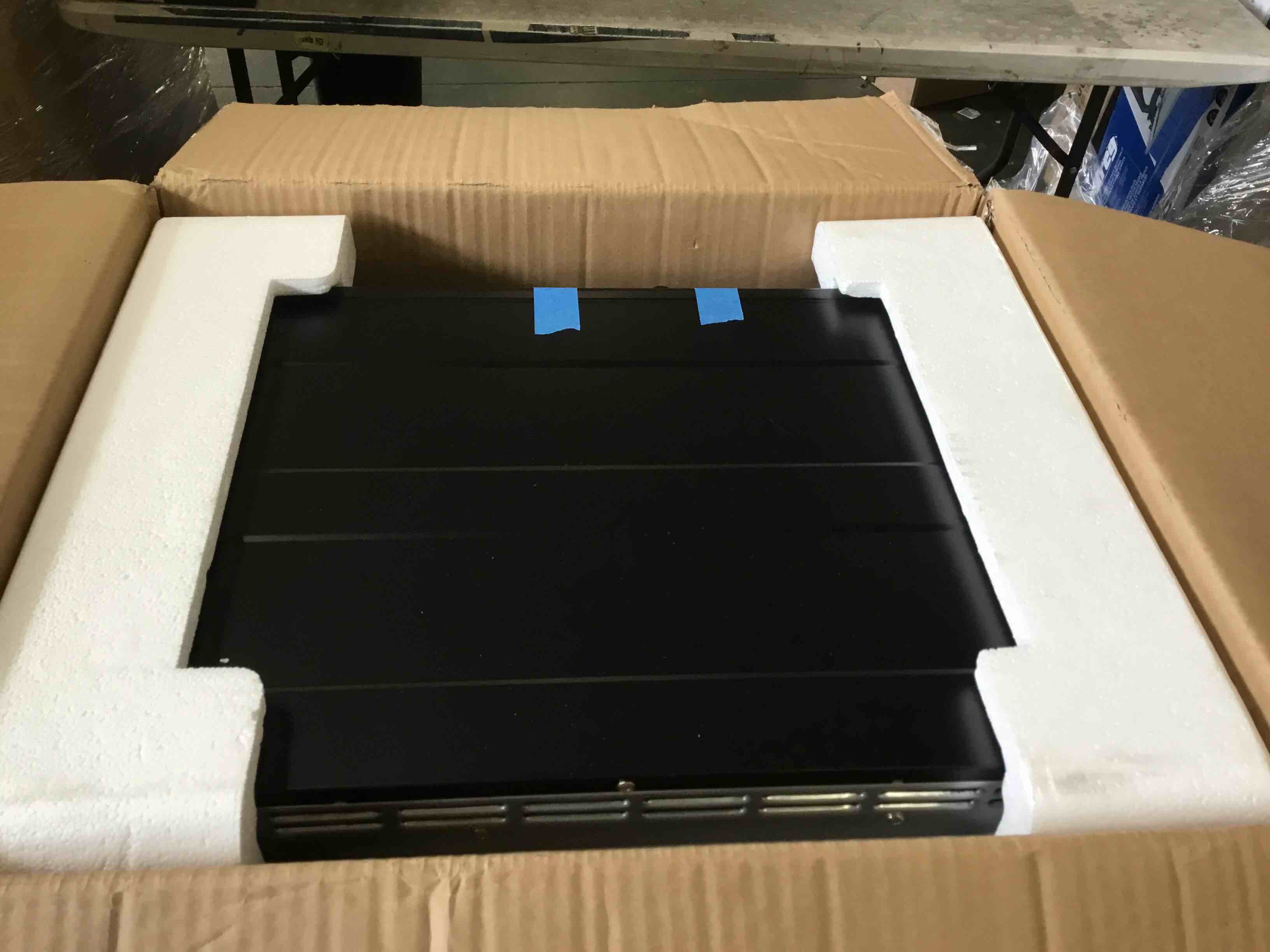 https://s3.amazonaws.com/lotting-images-prod/bidfta/TEA1950322_1745937333785.jpeg