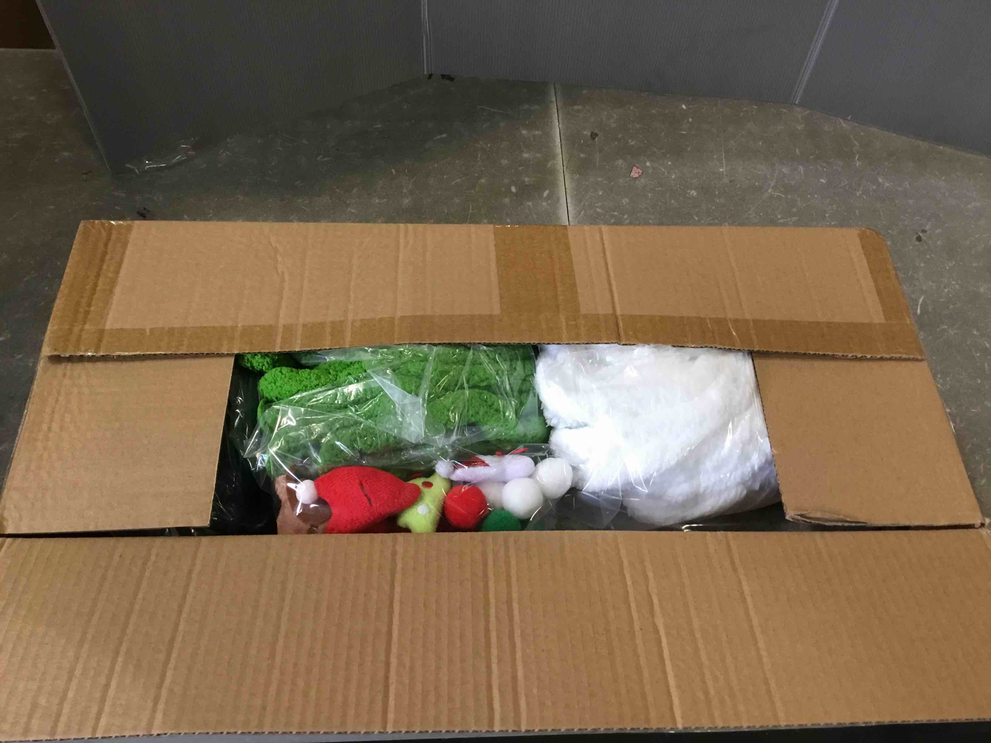 https://s3.amazonaws.com/lotting-images-prod/bidfta/TEA1950447_1746450977650.jpeg