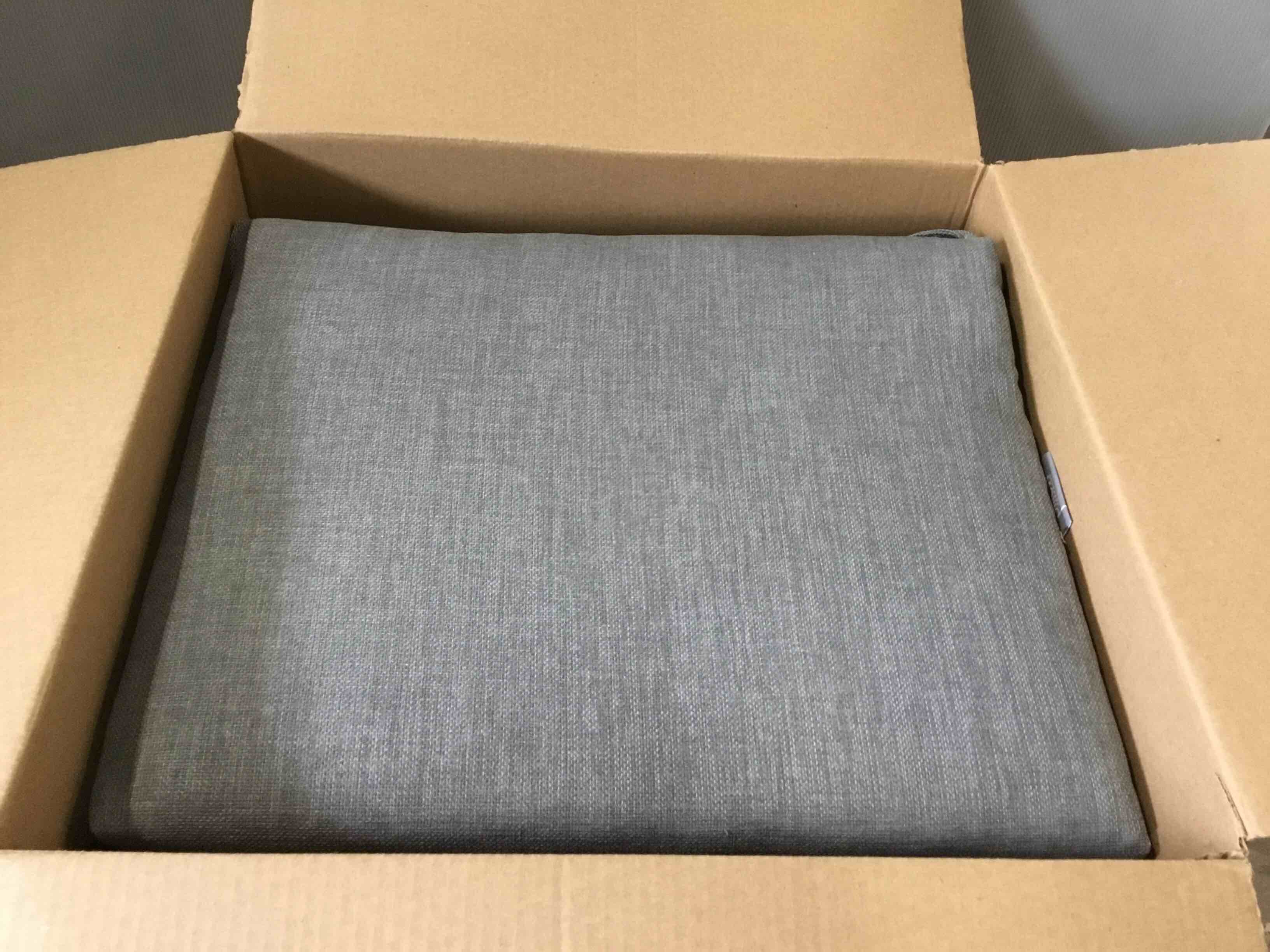 https://s3.amazonaws.com/lotting-images-prod/bidfta/TEA1950658_1746462962095.jpeg