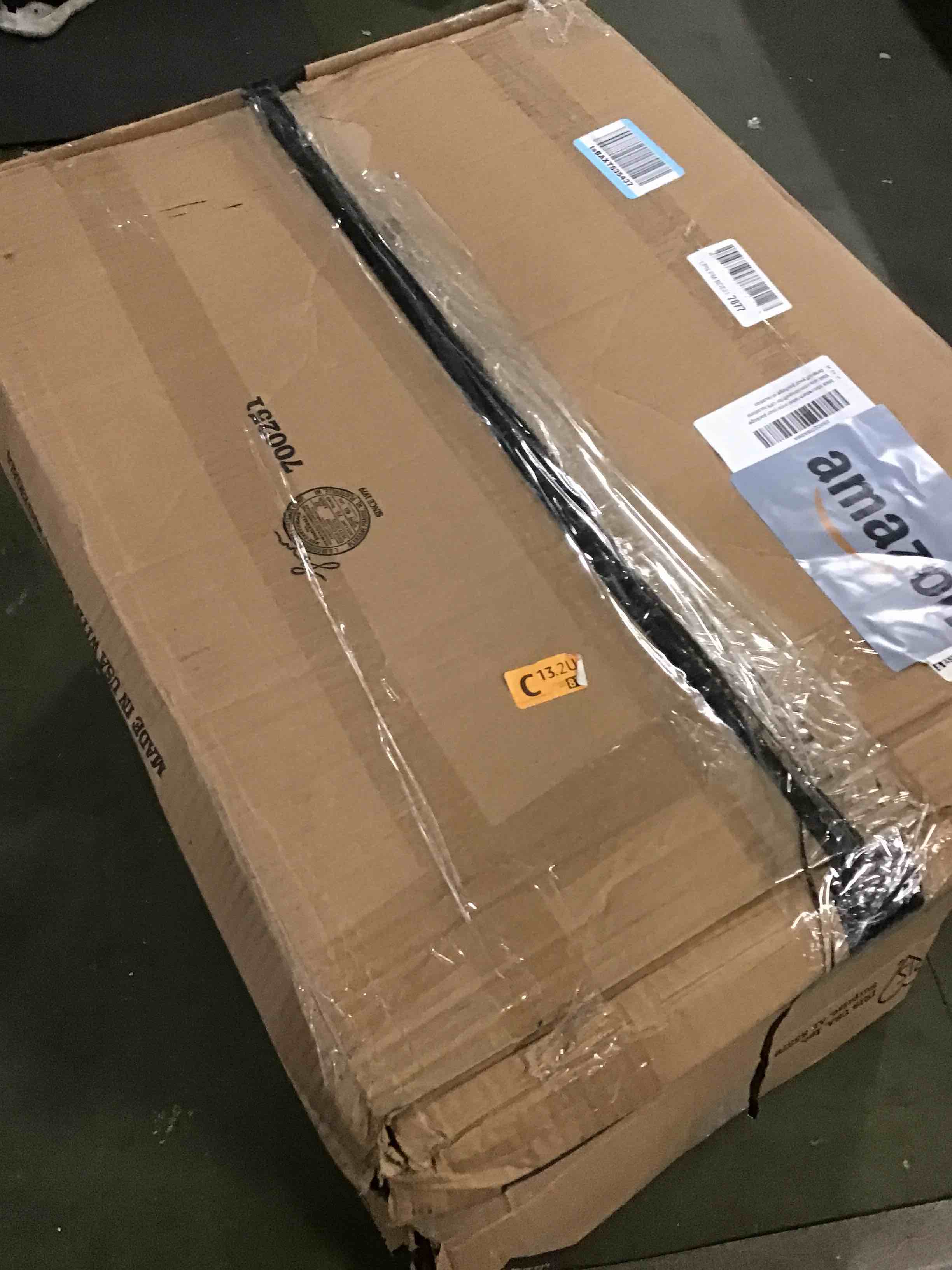 https://s3.amazonaws.com/lotting-images-prod/bidfta/TEA1952892_1744834424075.jpeg