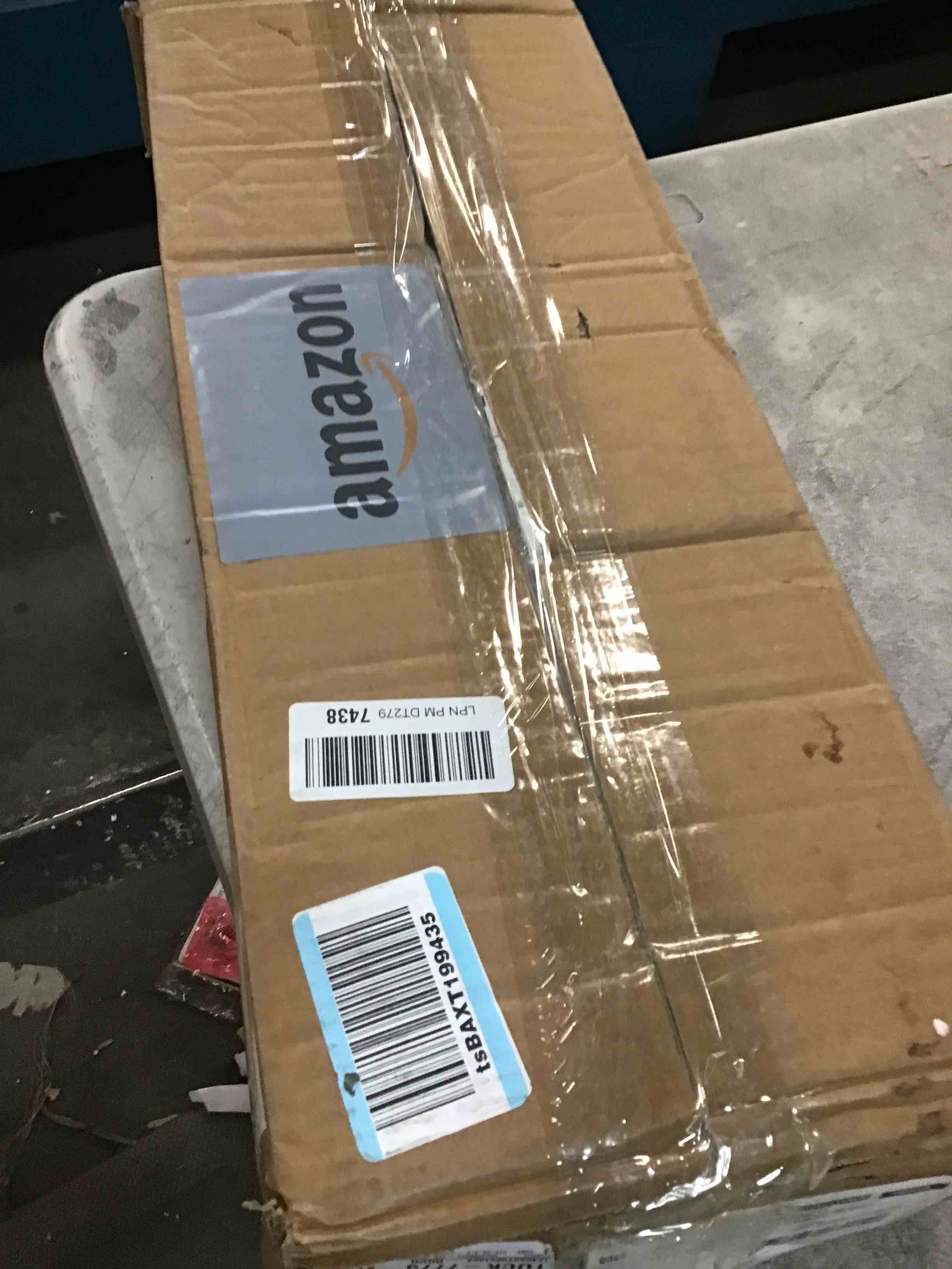 https://s3.amazonaws.com/lotting-images-prod/bidfta/TEA1953008_1744902779642.jpeg