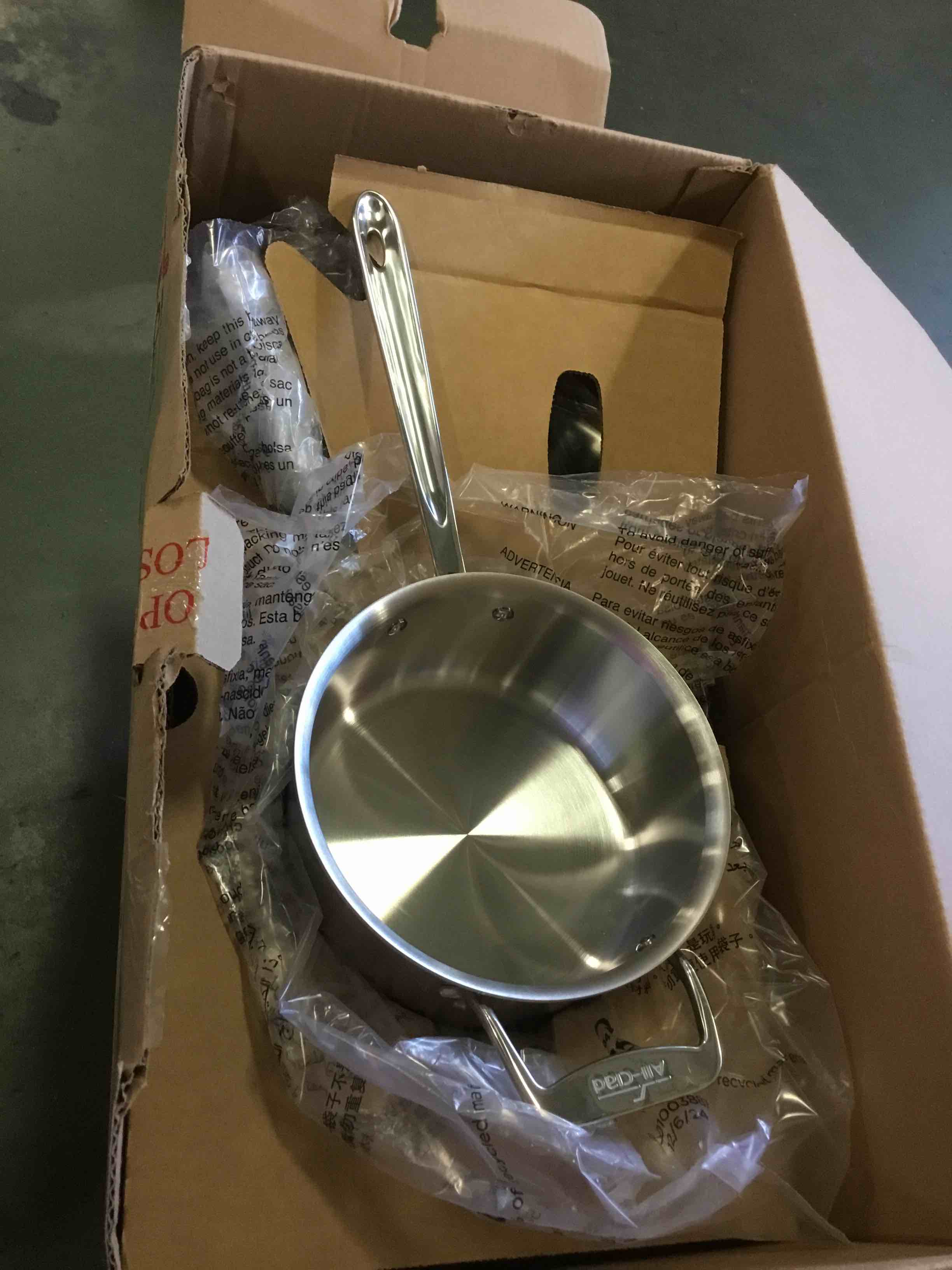 https://s3.amazonaws.com/lotting-images-prod/bidfta/TEA1955292_1744134066584.jpeg