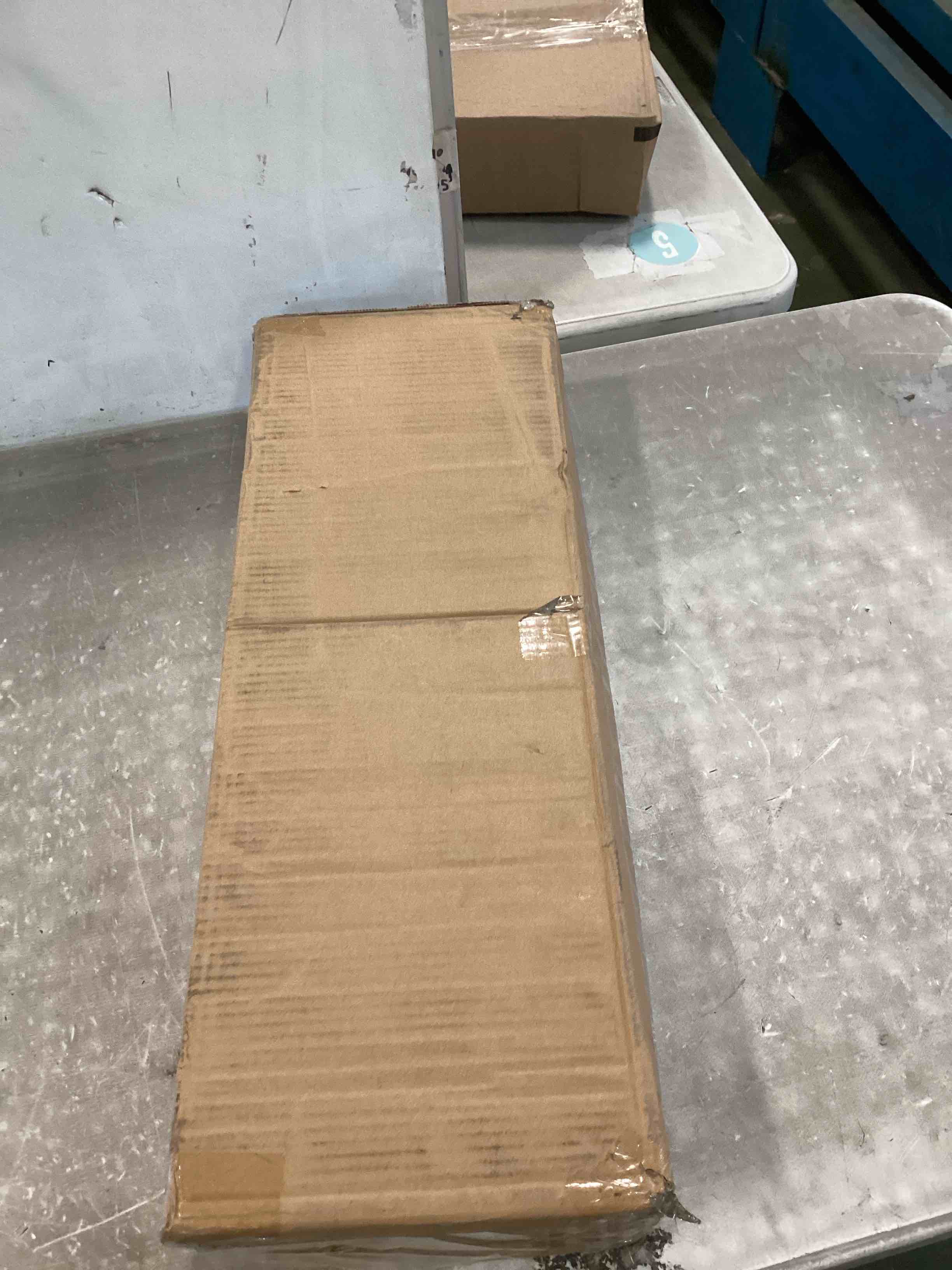 https://s3.amazonaws.com/lotting-images-prod/bidfta/TEA1958552_1744041449919.jpeg