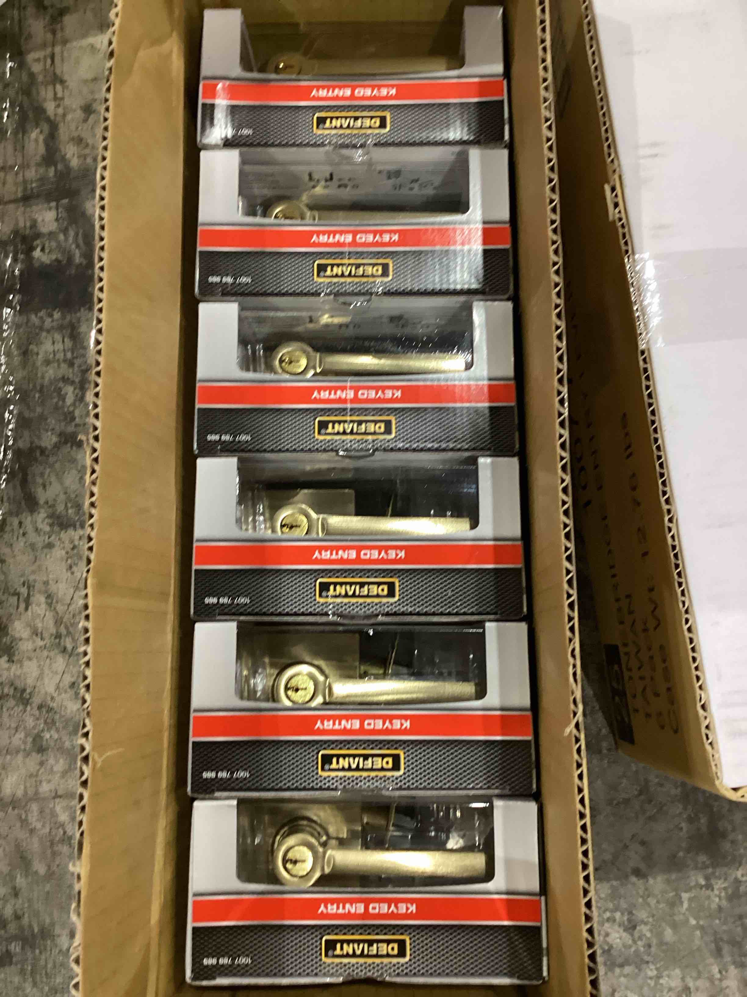 https://s3.amazonaws.com/lotting-images-prod/bidfta/TEA1960329_1752774175313.jpeg