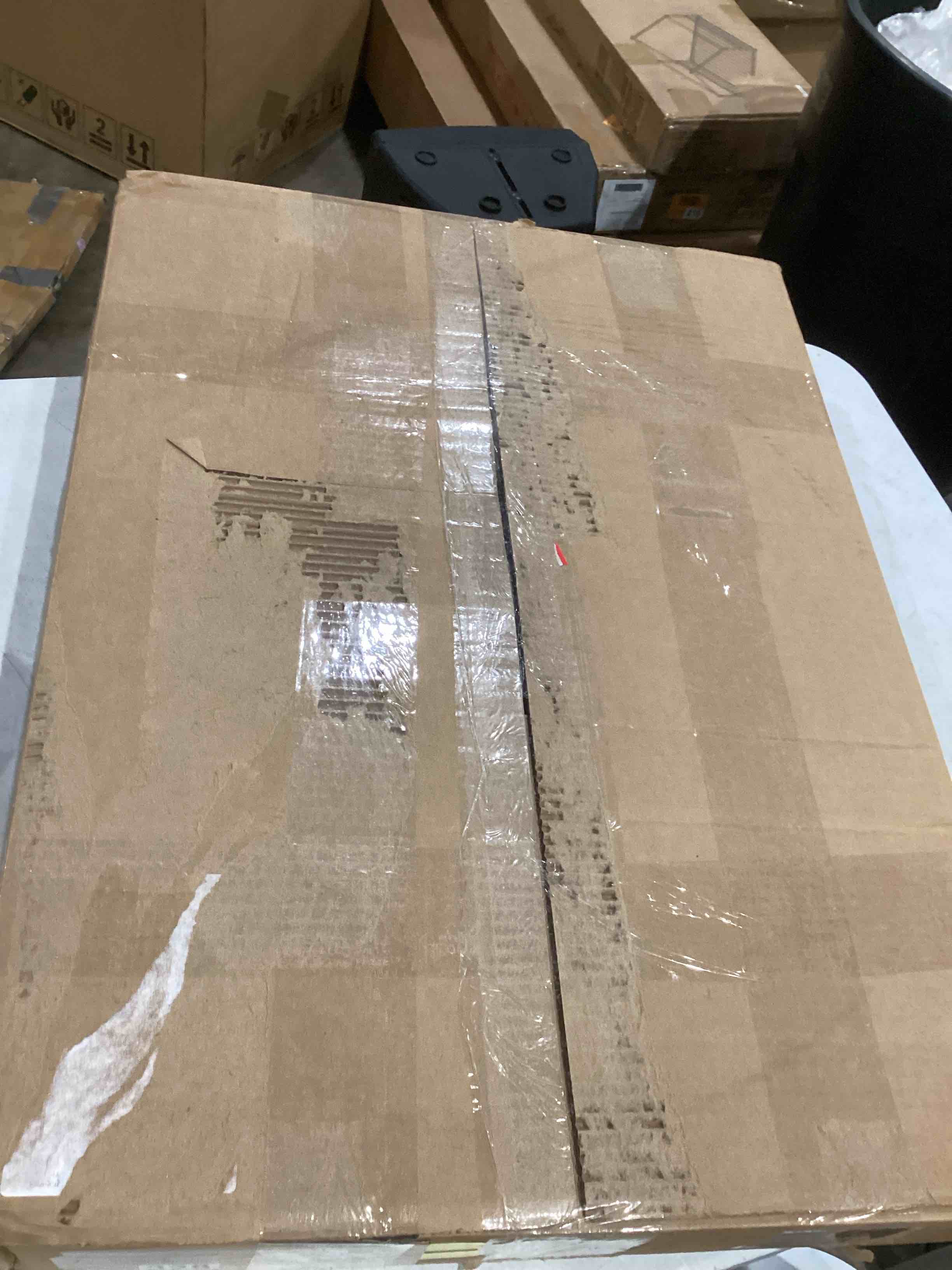 https://s3.amazonaws.com/lotting-images-prod/bidfta/TEA1966085_1754418258563.jpeg