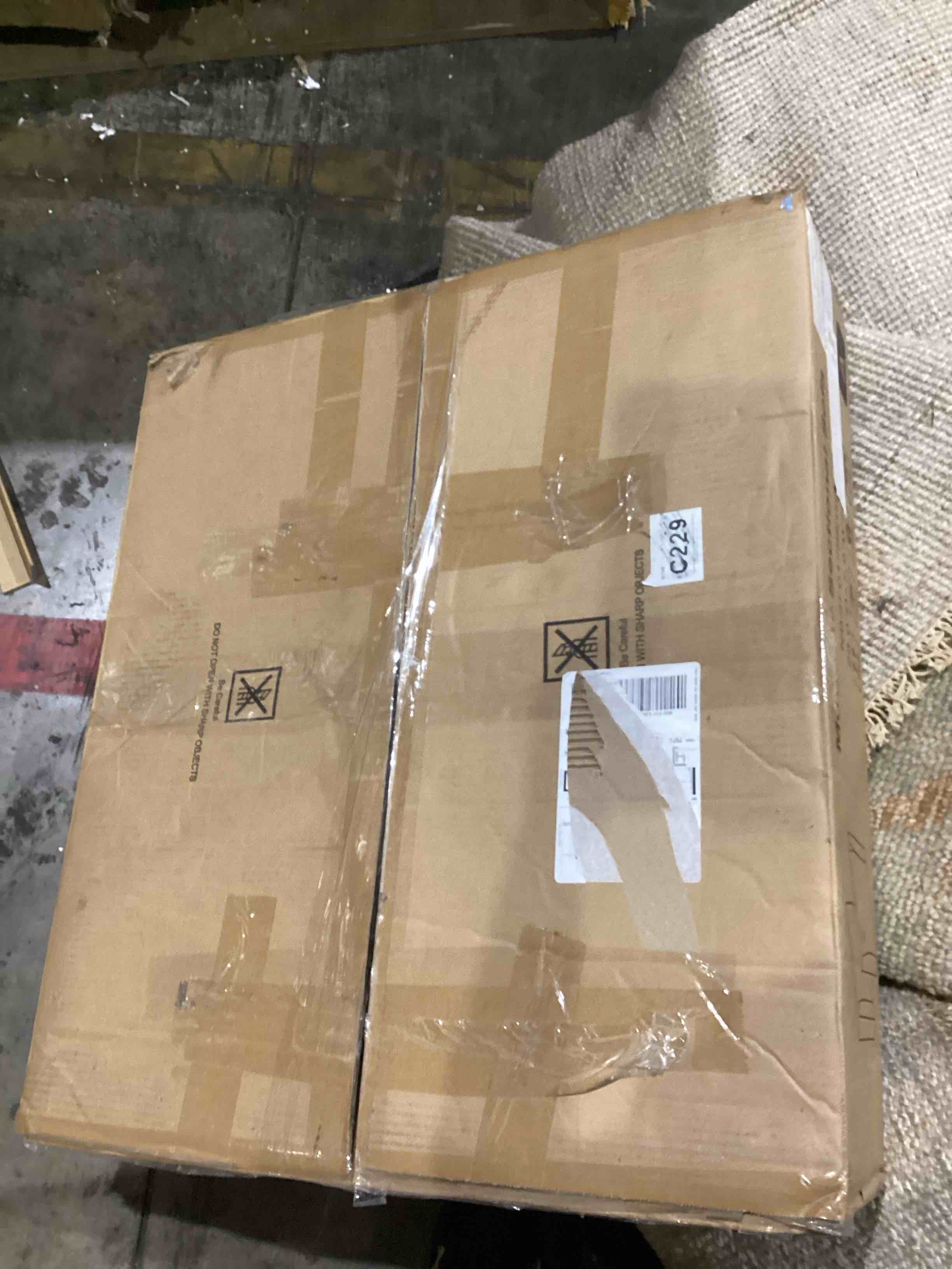 https://s3.amazonaws.com/lotting-images-prod/bidfta/TEA1966125_1754406569957.jpeg