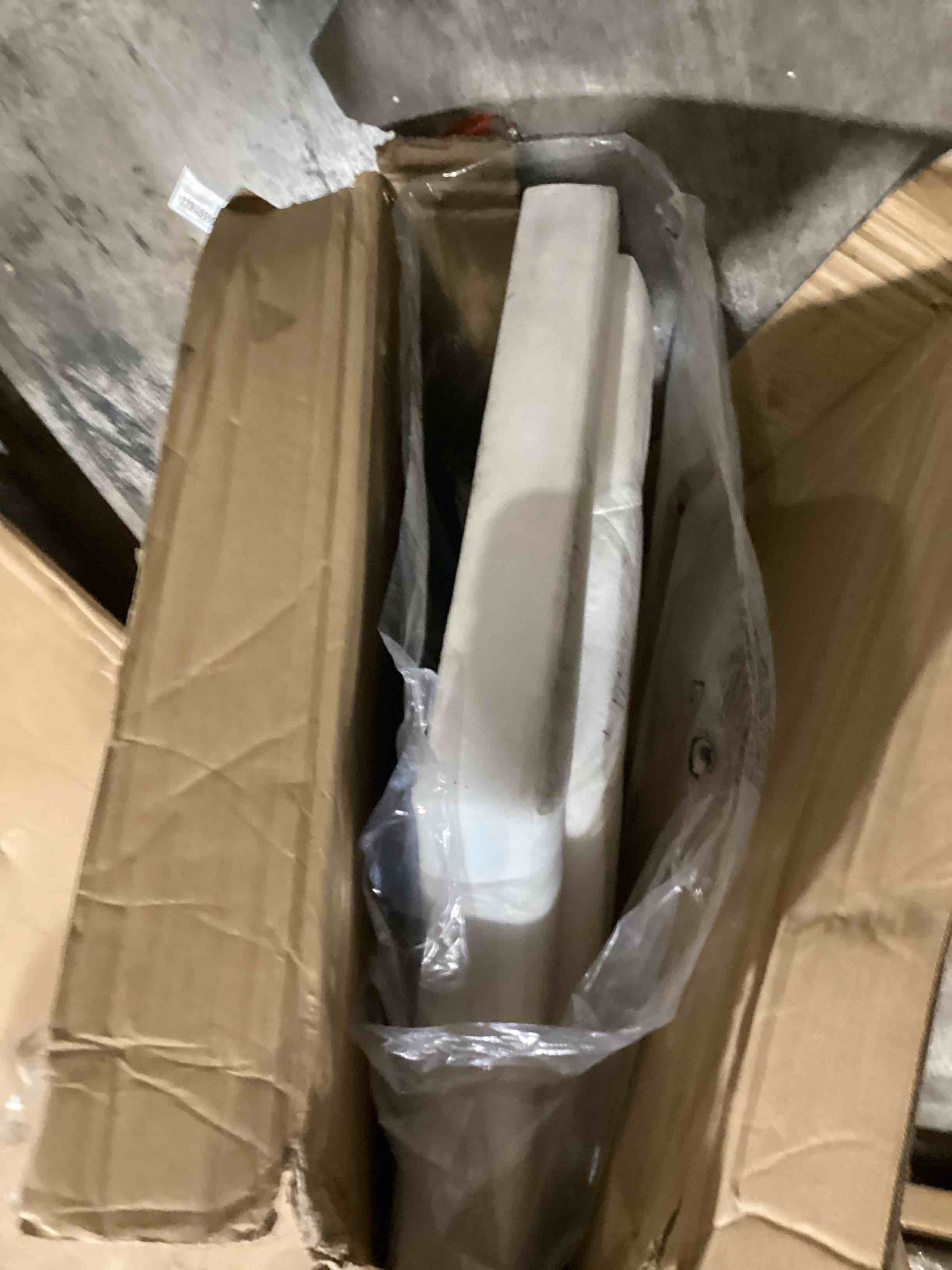 https://s3.amazonaws.com/lotting-images-prod/bidfta/TEA1966136_1754397133585.jpeg