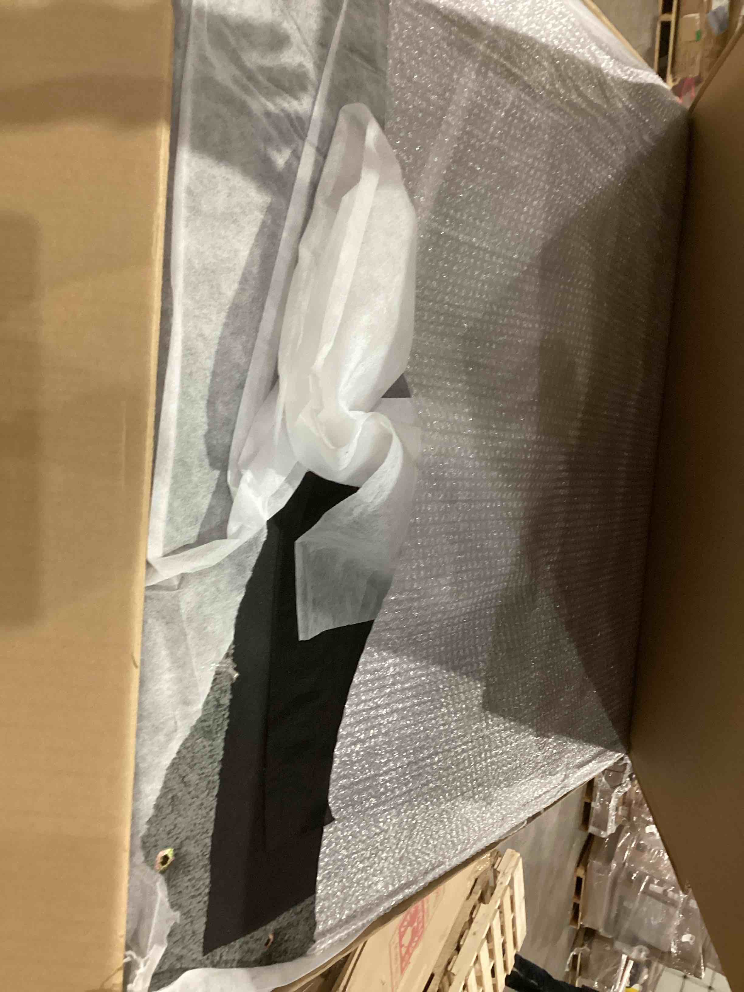 https://s3.amazonaws.com/lotting-images-prod/bidfta/TEA1966140_1754478686589.jpeg