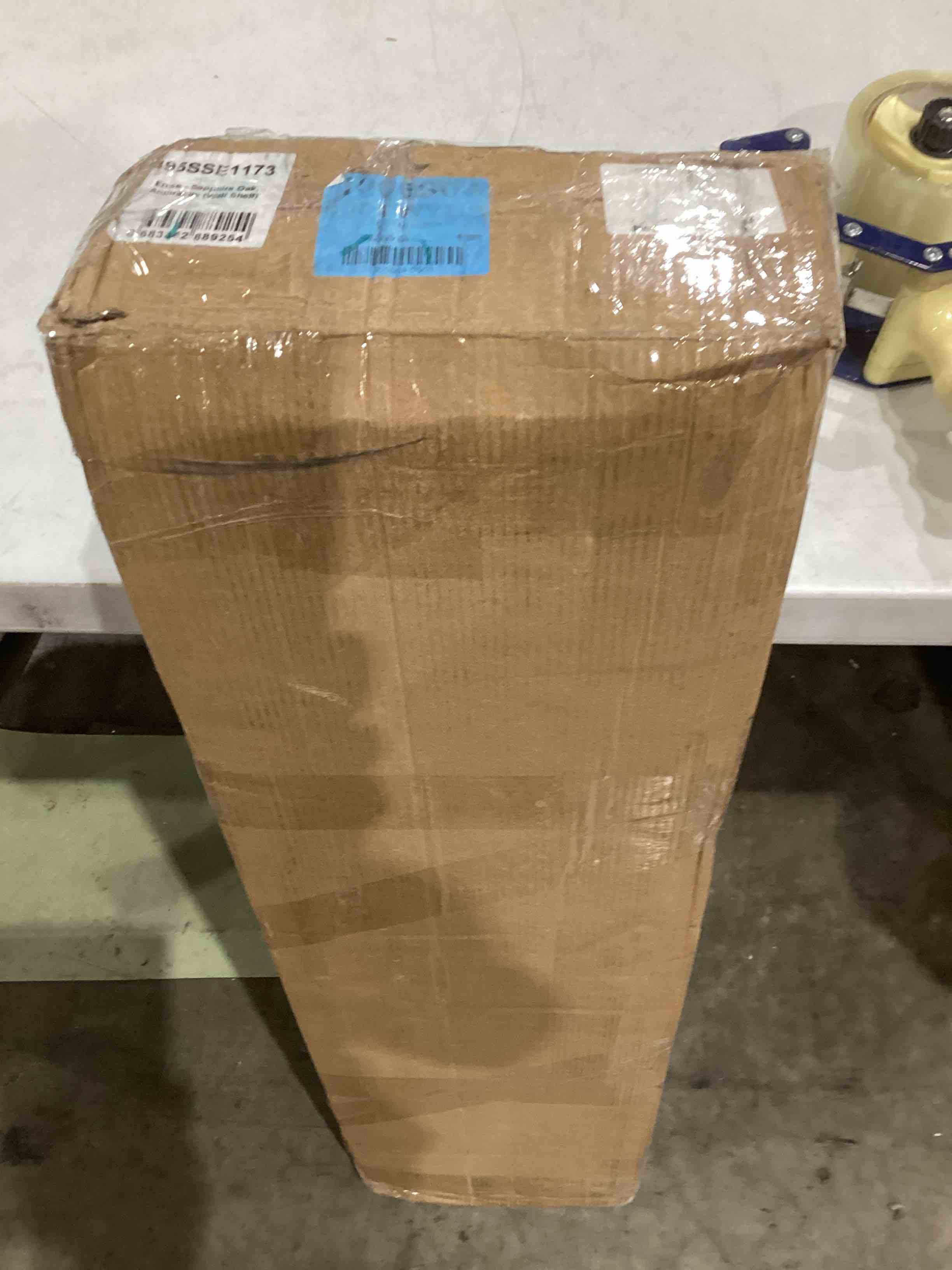 https://s3.amazonaws.com/lotting-images-prod/bidfta/TEA1966143_1754480731283.jpeg