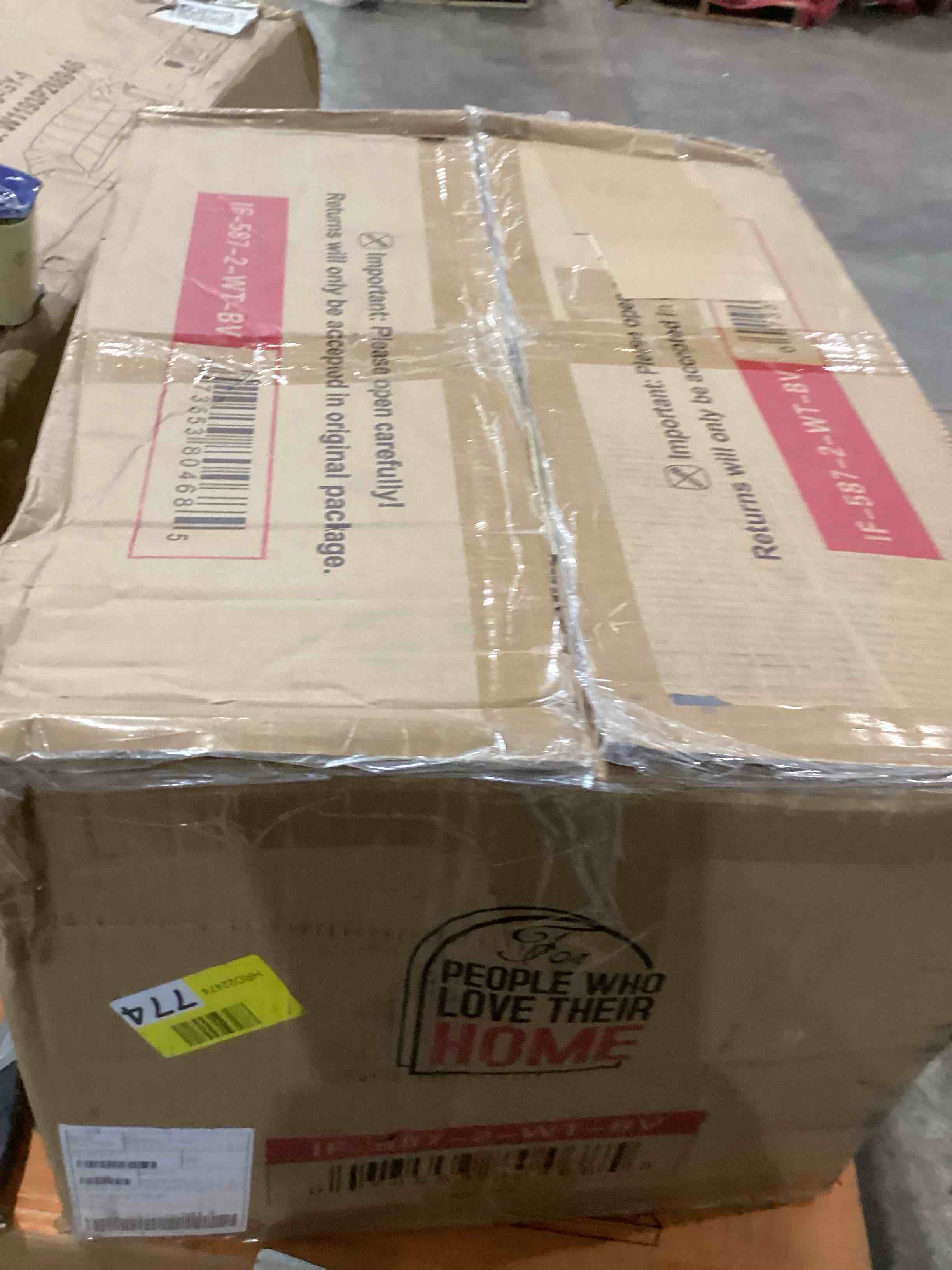 https://s3.amazonaws.com/lotting-images-prod/bidfta/TEA1966152_1754482858799.jpeg