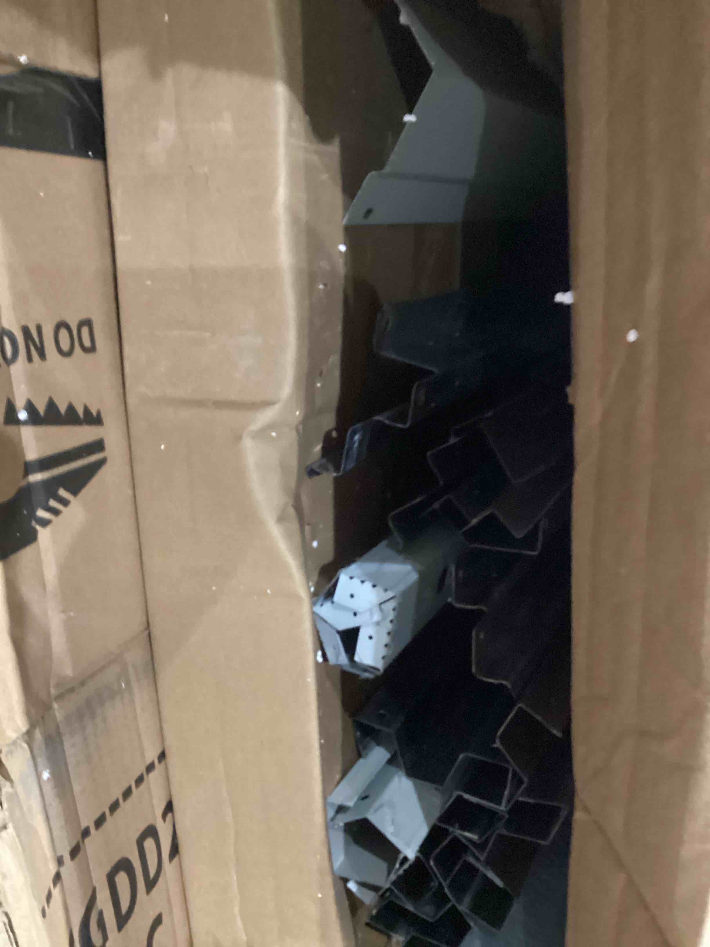 https://s3.amazonaws.com/lotting-images-prod/bidfta/TEA1966154_1754483420852.jpeg
