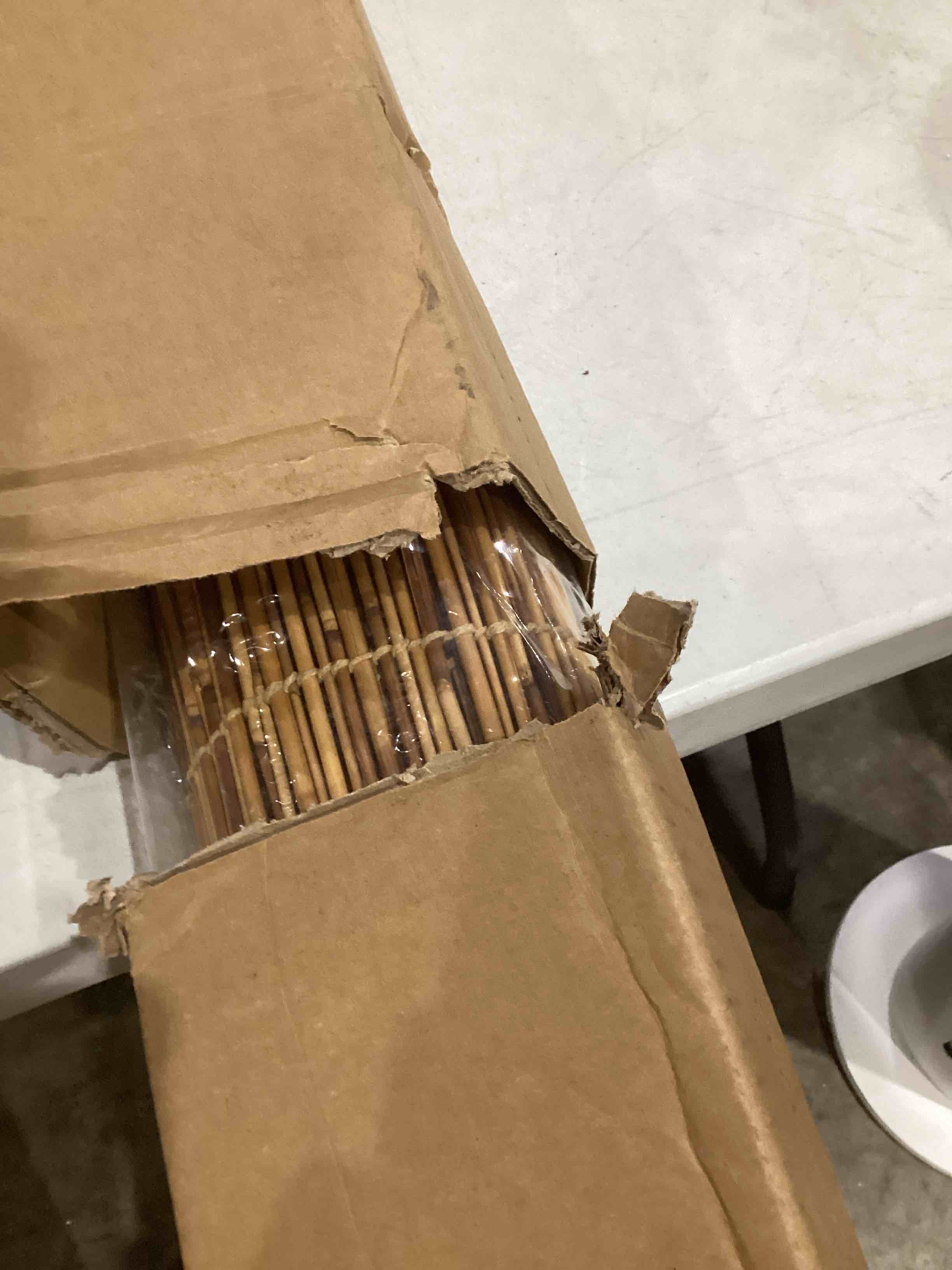 https://s3.amazonaws.com/lotting-images-prod/bidfta/TEA1966211_1754567793010.jpeg