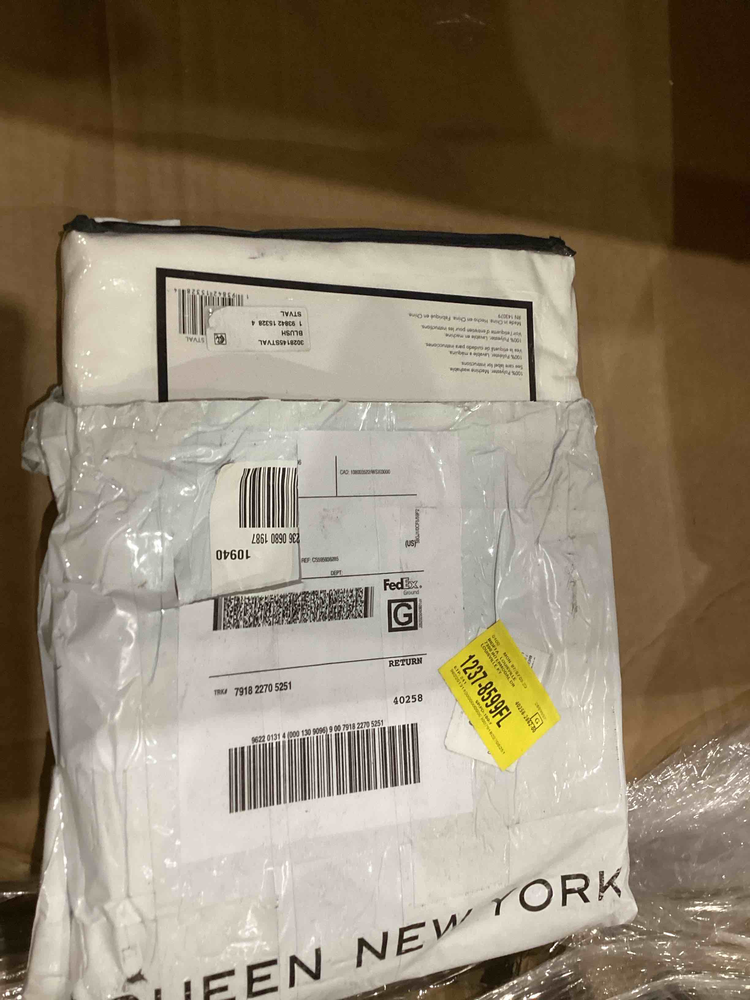 https://s3.amazonaws.com/lotting-images-prod/bidfta/TEA1966237_1754578666223.jpeg
