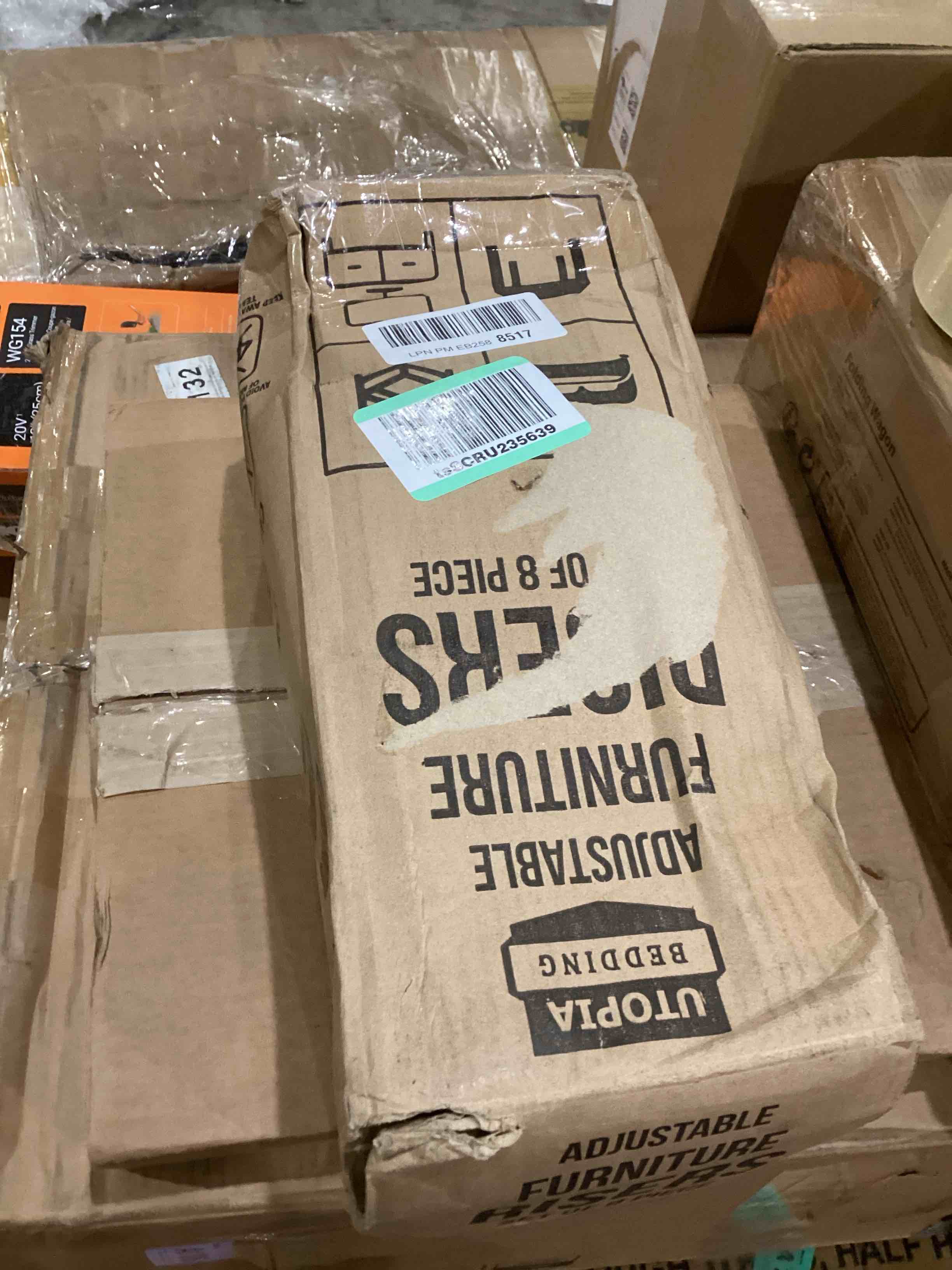 https://s3.amazonaws.com/lotting-images-prod/bidfta/TEA1966292_1754660350932.jpeg