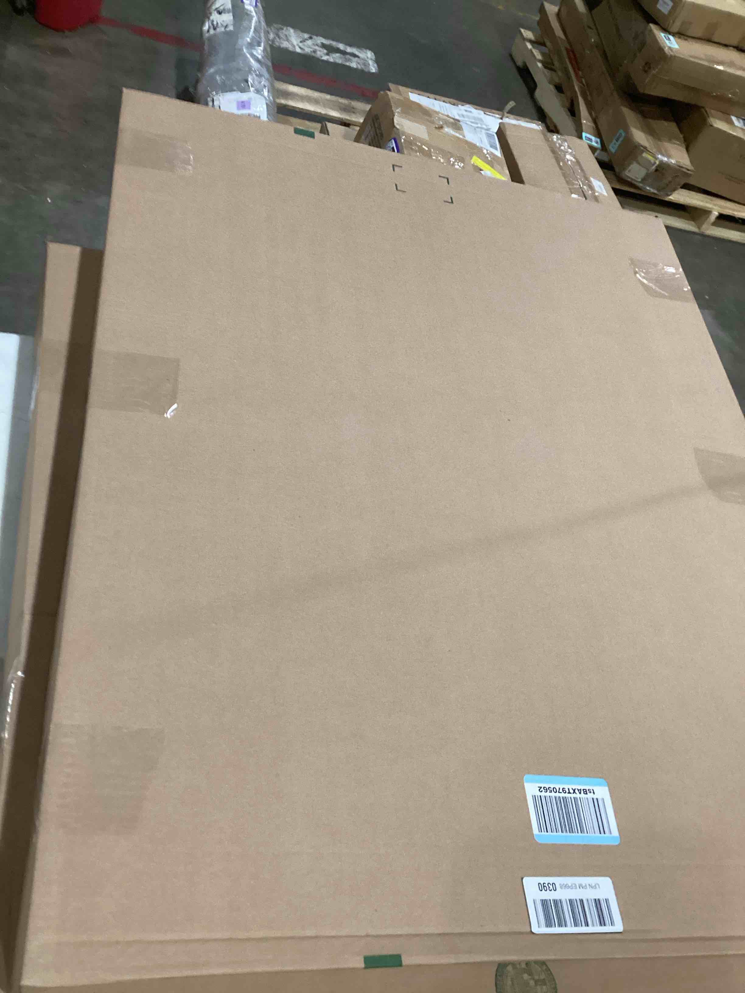 https://s3.amazonaws.com/lotting-images-prod/bidfta/TEA1966482_1756477261521.jpeg