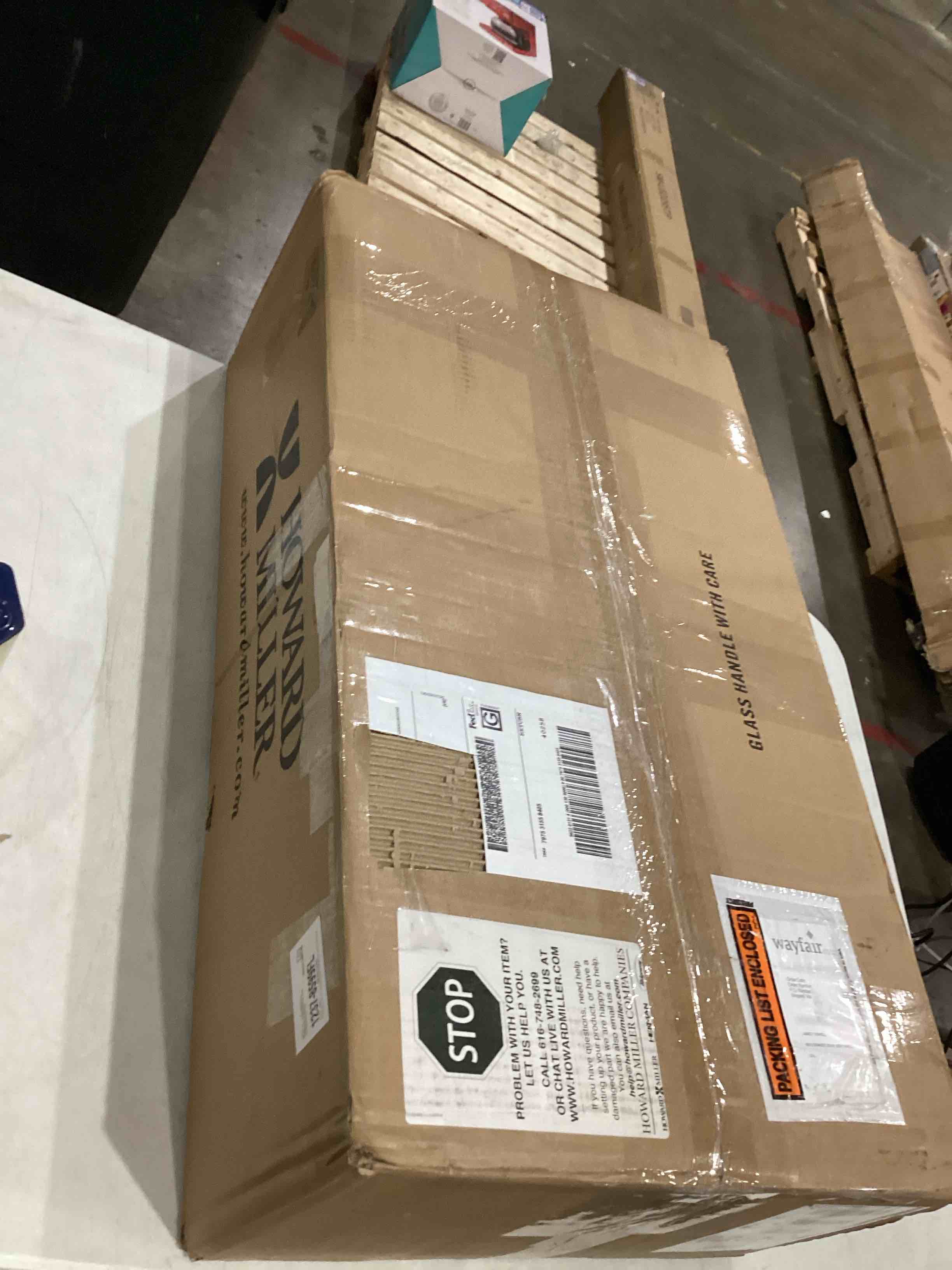 https://s3.amazonaws.com/lotting-images-prod/bidfta/TEA1966632_1756898543879.jpeg