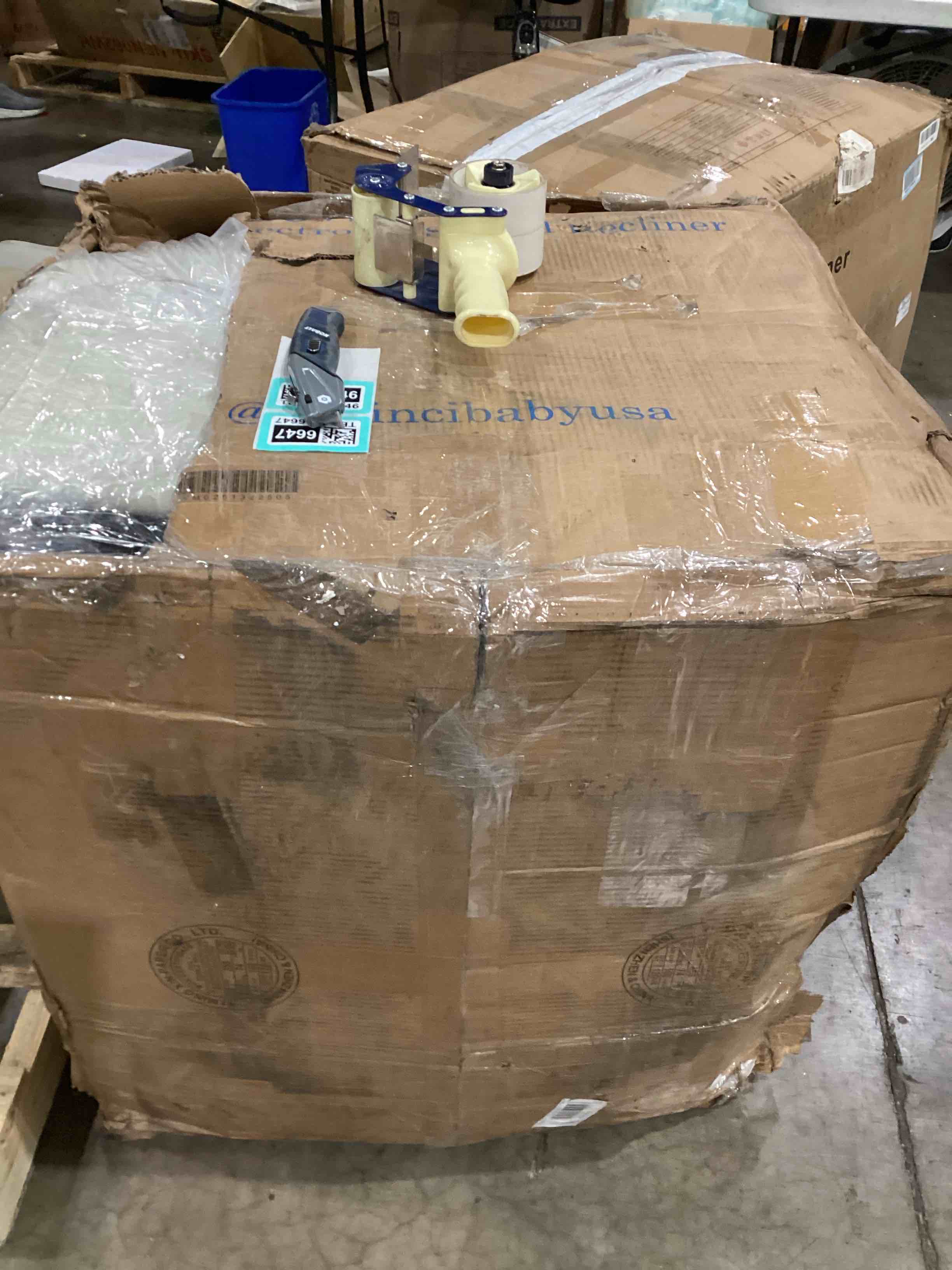 https://s3.amazonaws.com/lotting-images-prod/bidfta/TEA1966646_1756912551365.jpeg