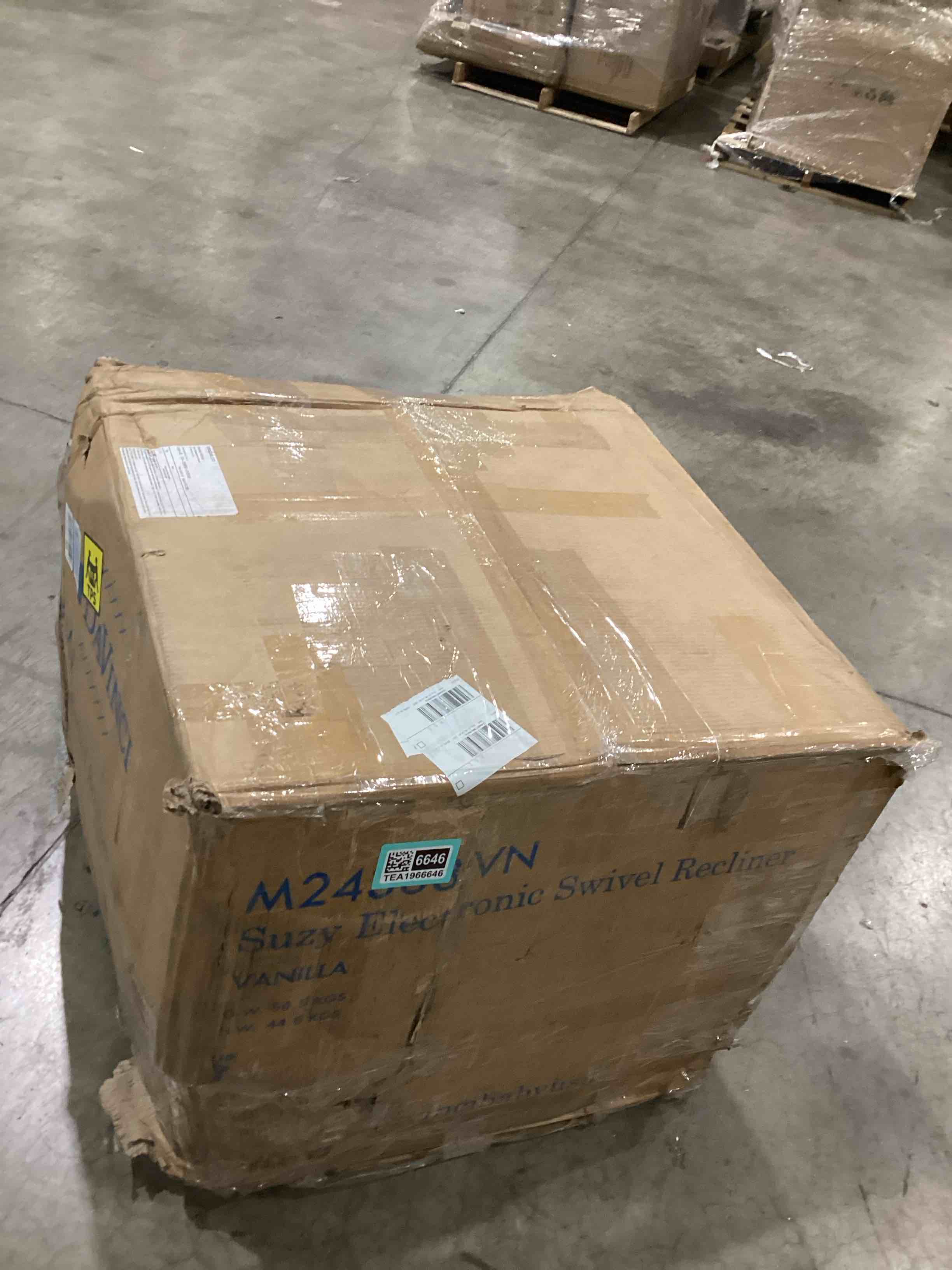 https://s3.amazonaws.com/lotting-images-prod/bidfta/TEA1966646_1756912852968.jpeg