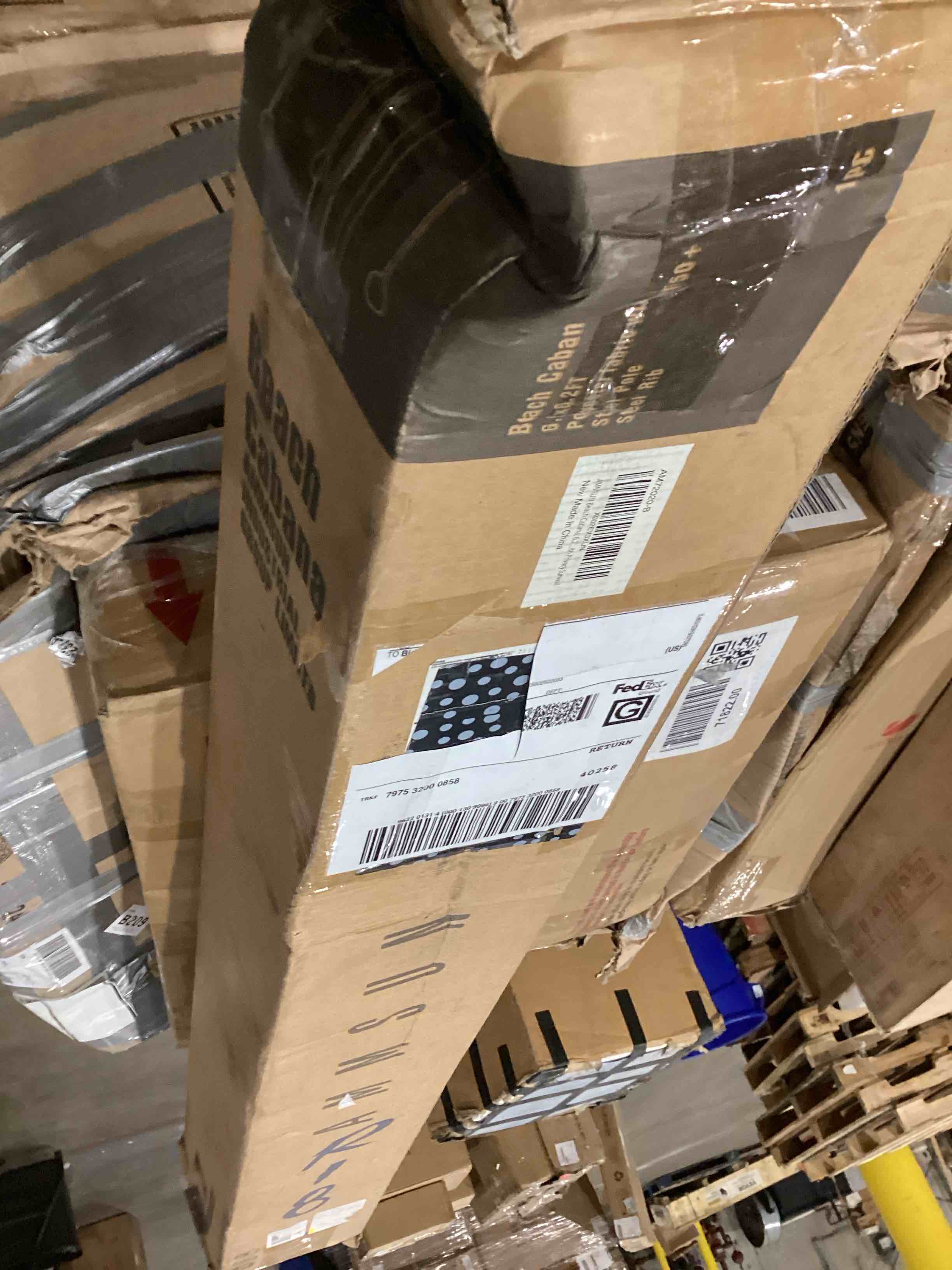 https://s3.amazonaws.com/lotting-images-prod/bidfta/TEA1966652_1756985661519.jpeg