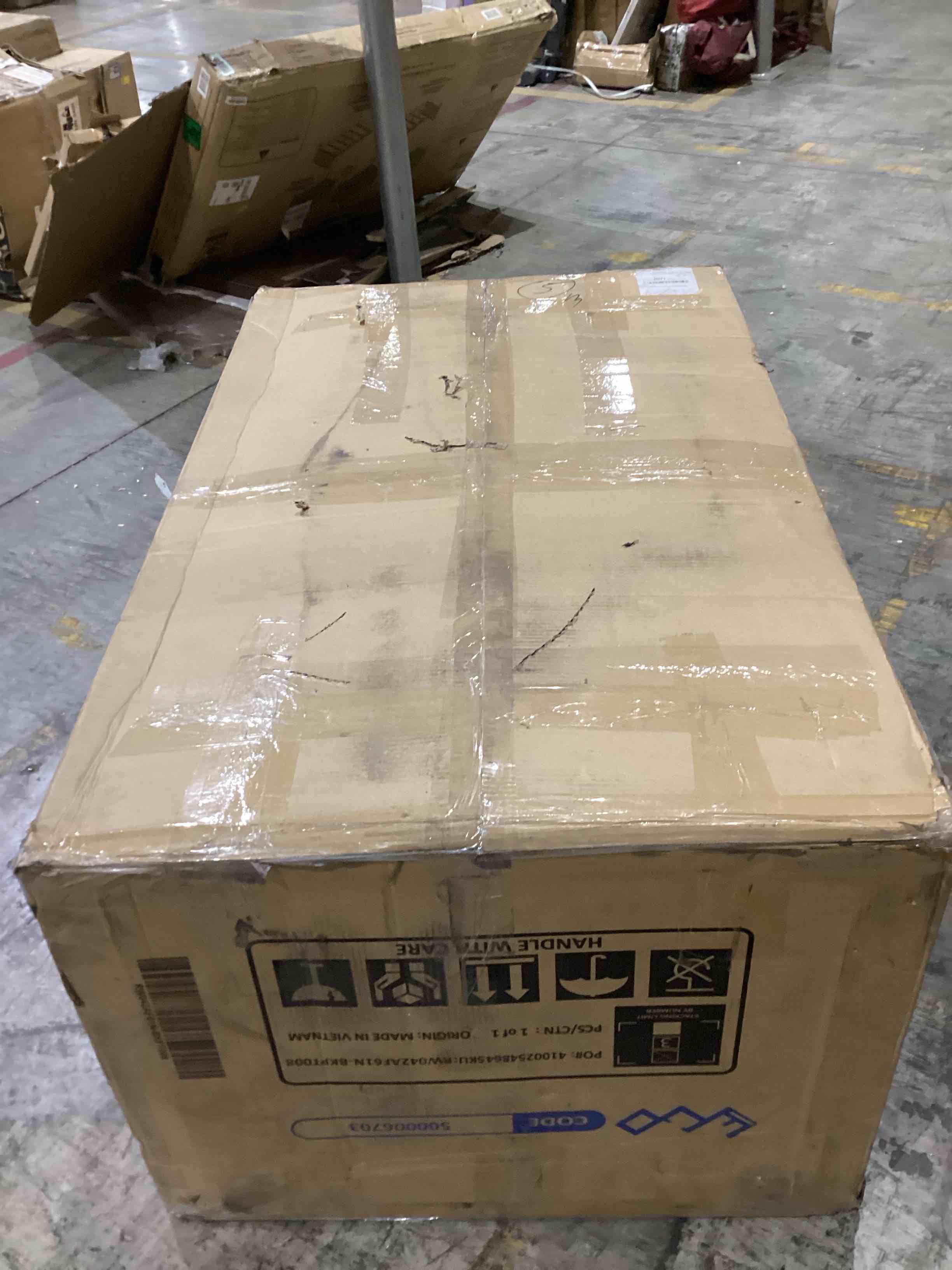https://s3.amazonaws.com/lotting-images-prod/bidfta/TEA1966756_1757103113092.jpeg