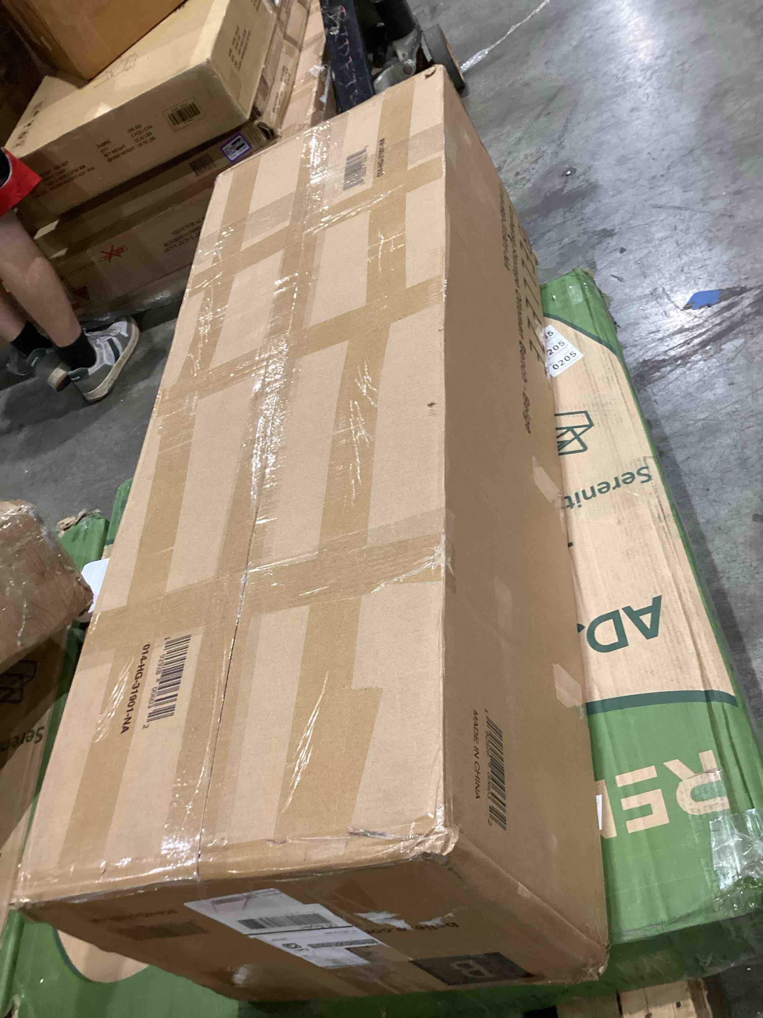 https://s3.amazonaws.com/lotting-images-prod/bidfta/TEA1966757_1757611422075.jpeg