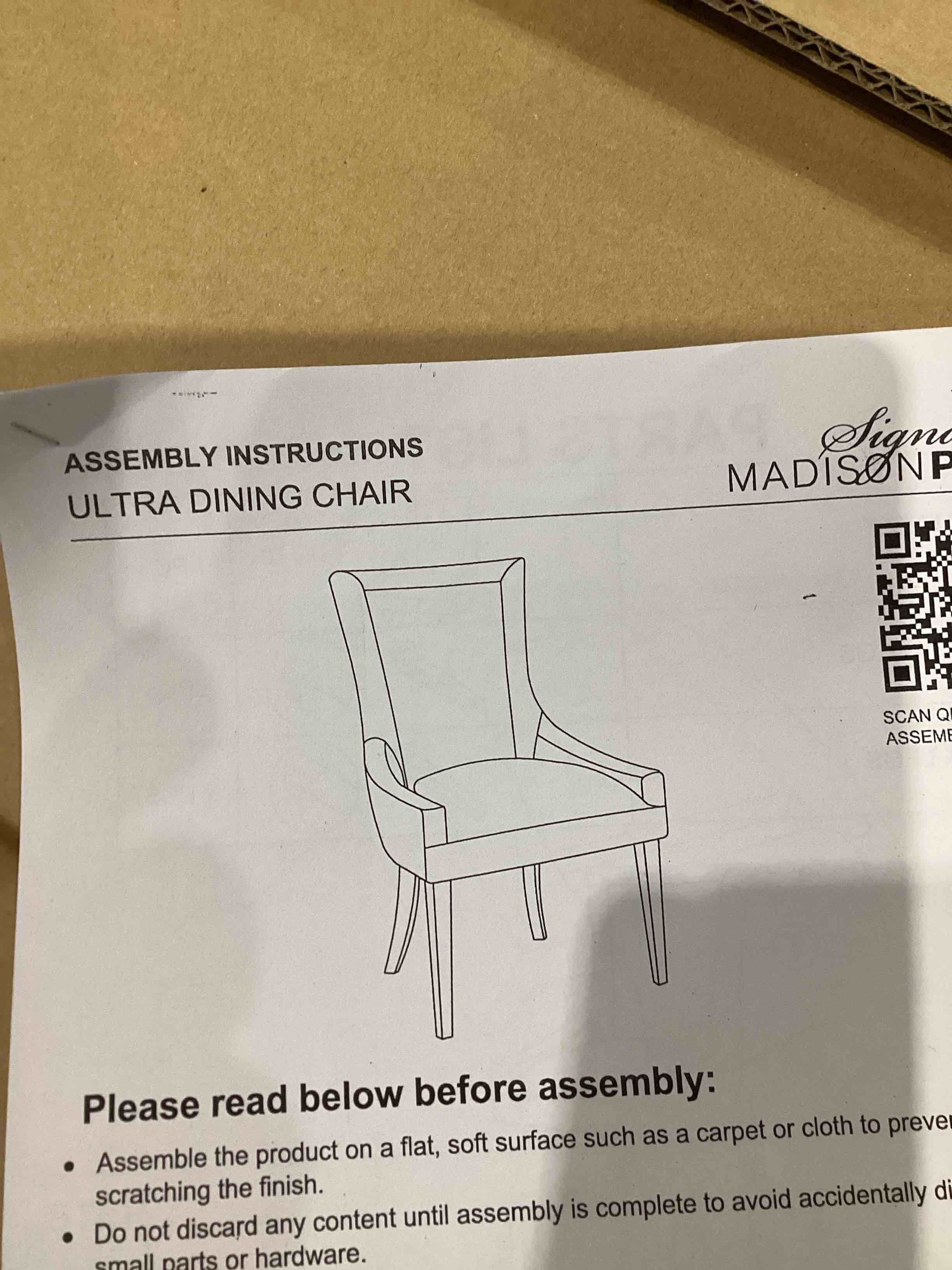 https://s3.amazonaws.com/lotting-images-prod/bidfta/TEA1966766_1757444154434.jpeg