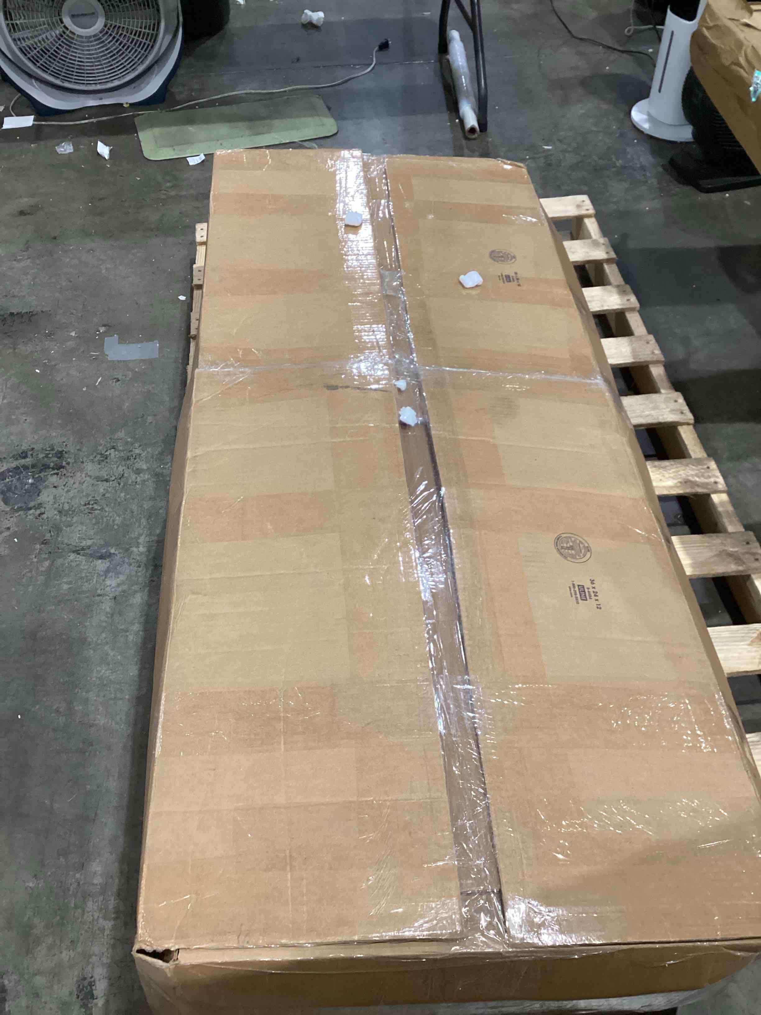 https://s3.amazonaws.com/lotting-images-prod/bidfta/TEA1966802_1757334347771.jpeg