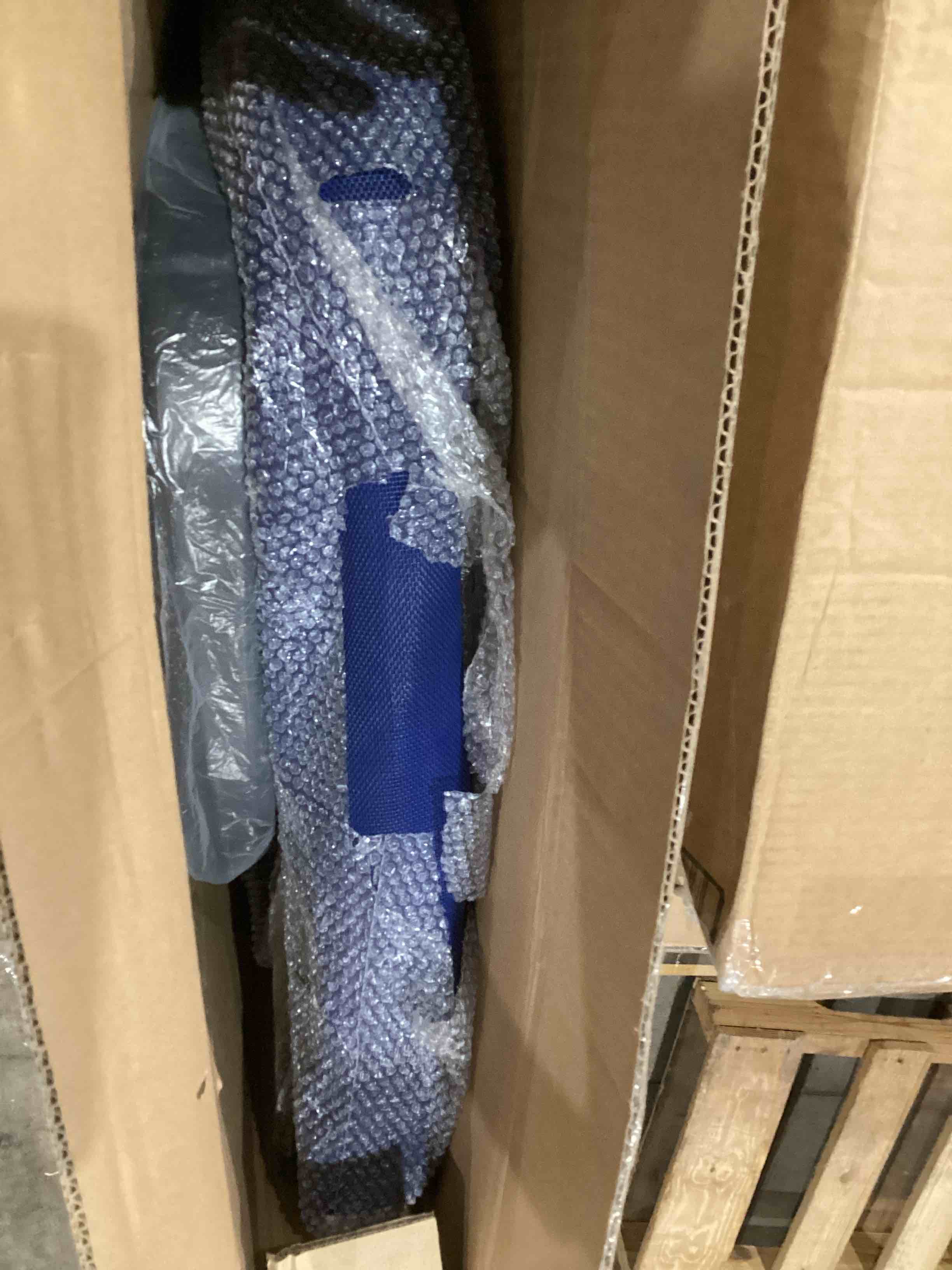 https://s3.amazonaws.com/lotting-images-prod/bidfta/TEA1966850_1757358846702.jpeg