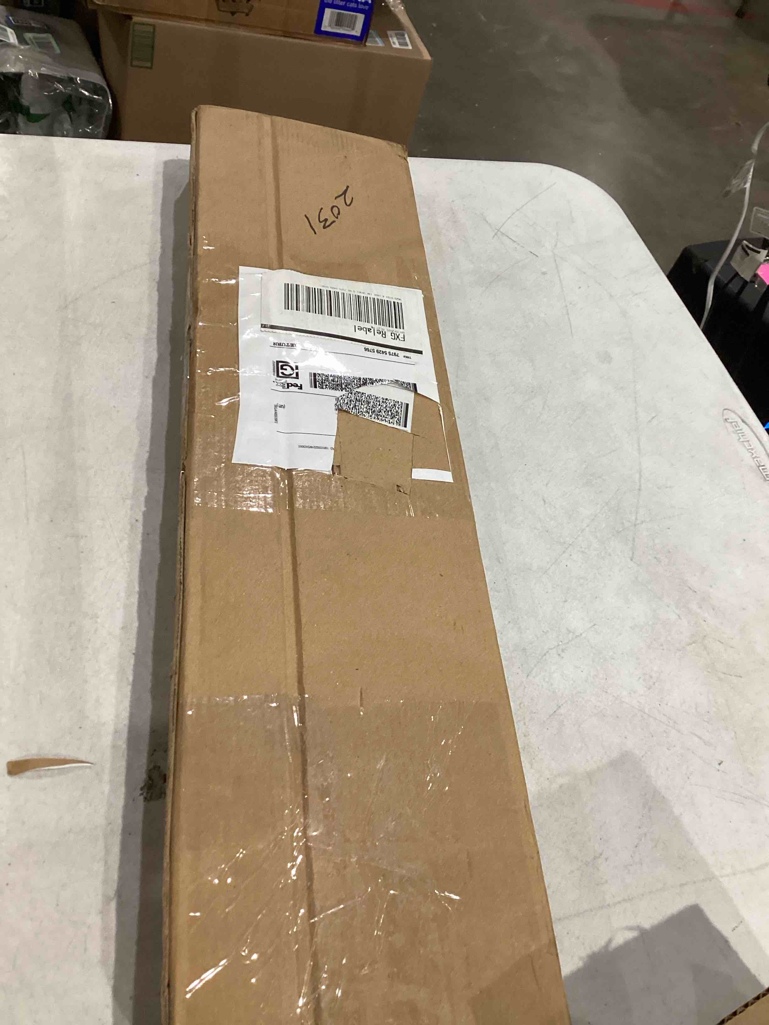 https://s3.amazonaws.com/lotting-images-prod/bidfta/TEA1966852_1757417499487.jpeg