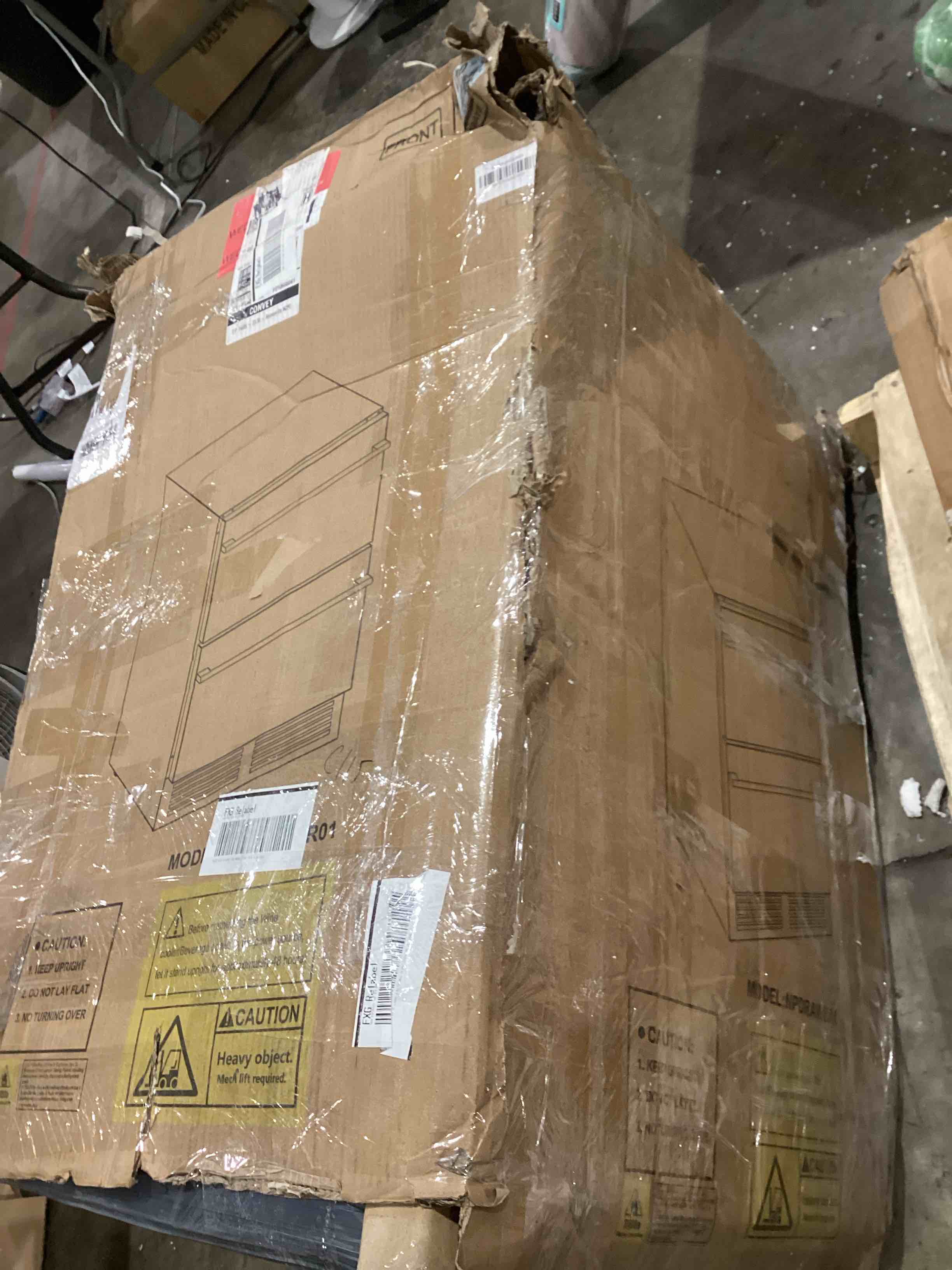https://s3.amazonaws.com/lotting-images-prod/bidfta/TEA1966954_1757595023499.jpeg