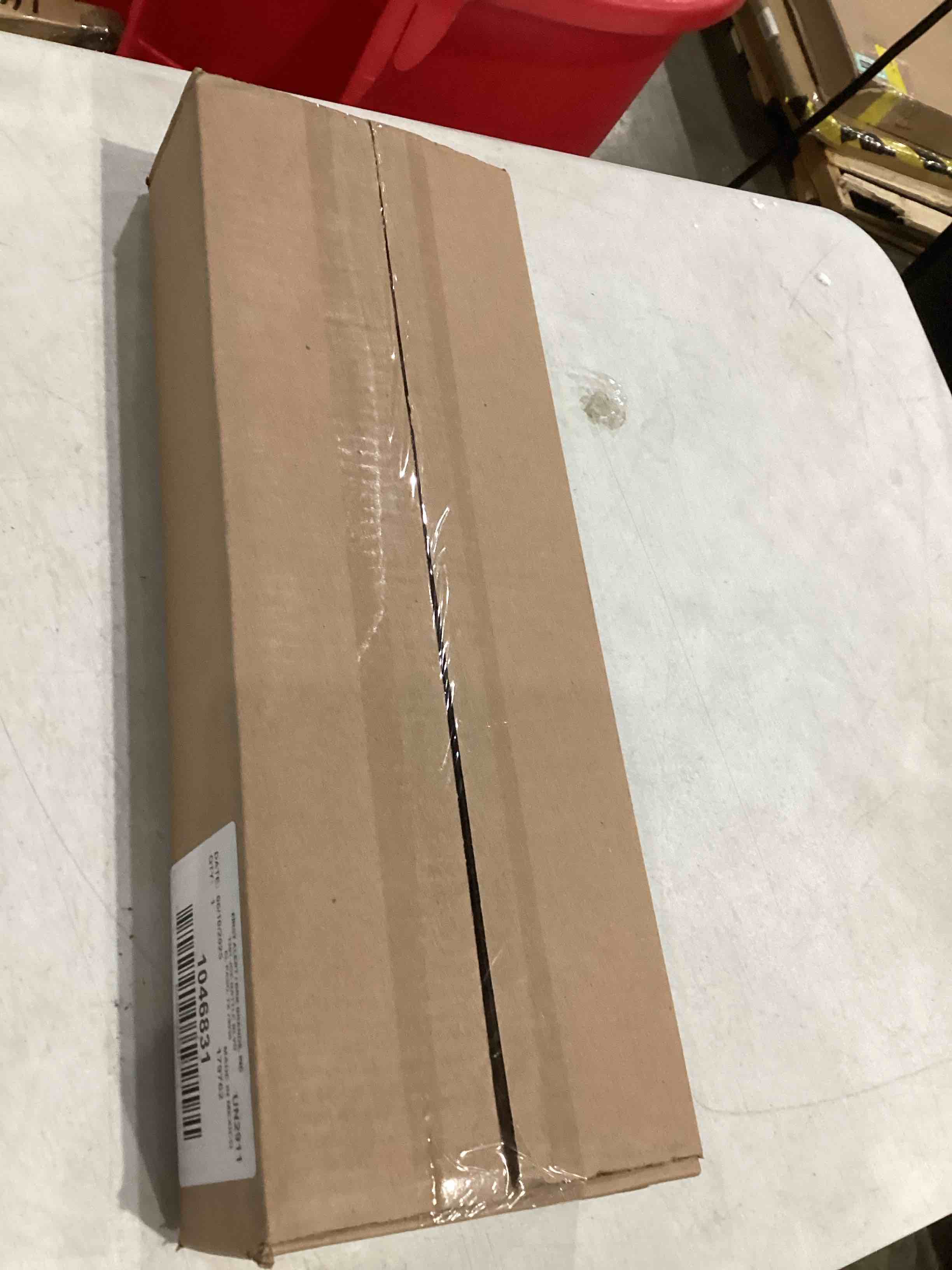 https://s3.amazonaws.com/lotting-images-prod/bidfta/TEA1966979_1757615645642.jpeg