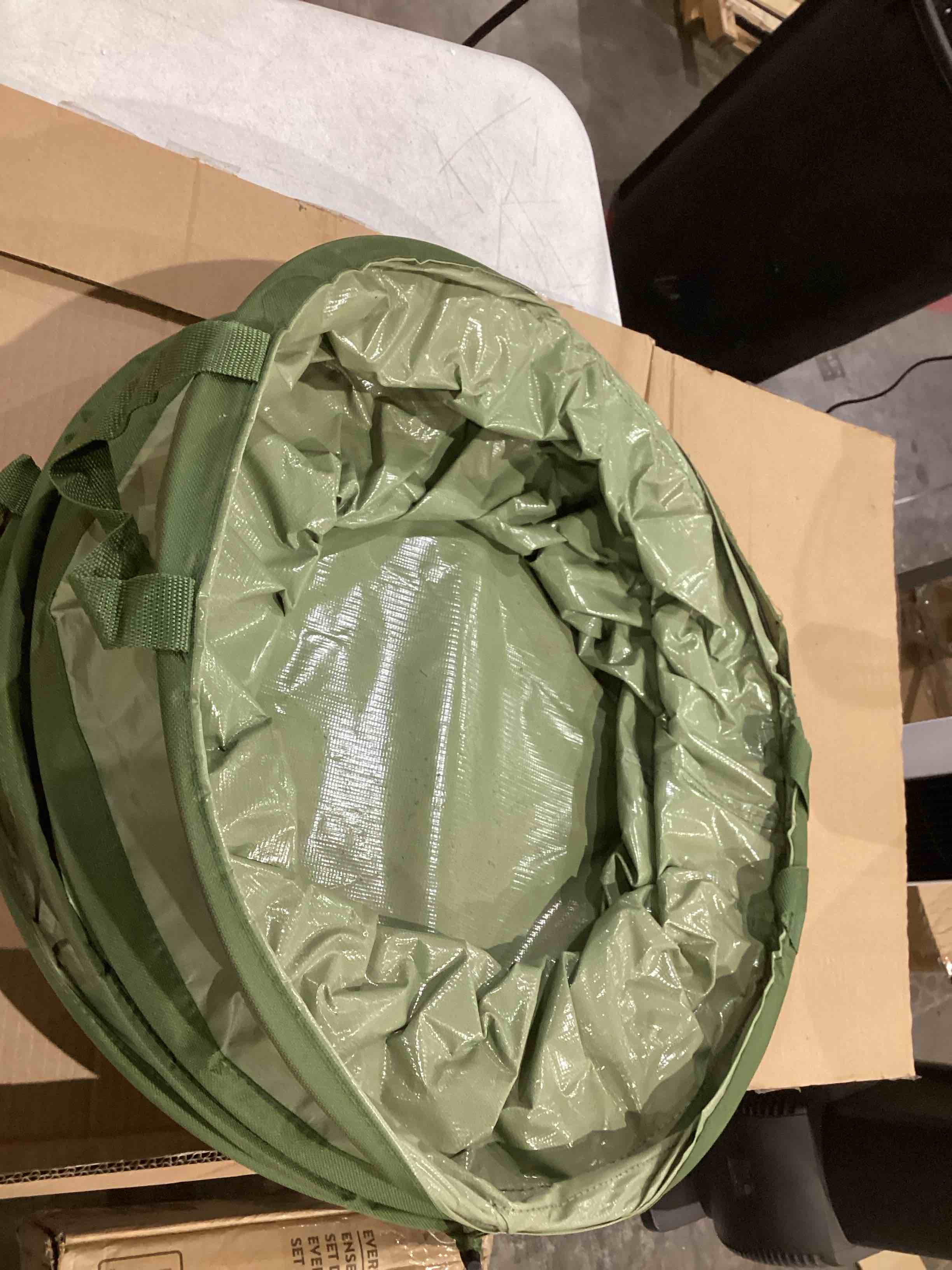 https://s3.amazonaws.com/lotting-images-prod/bidfta/TEA1966981_1757616245890.jpeg