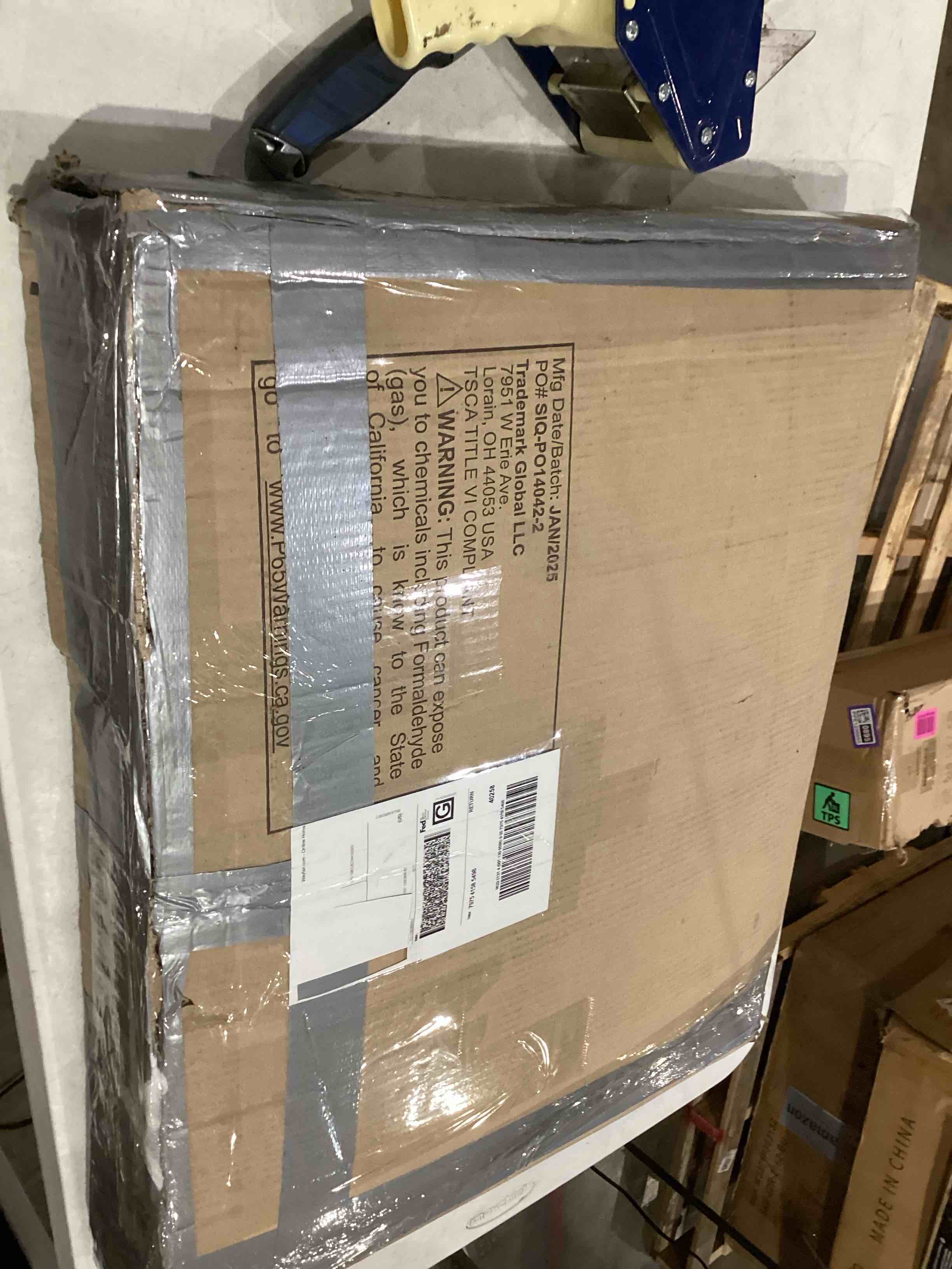 https://s3.amazonaws.com/lotting-images-prod/bidfta/TEA1967036_1758022072255.jpeg