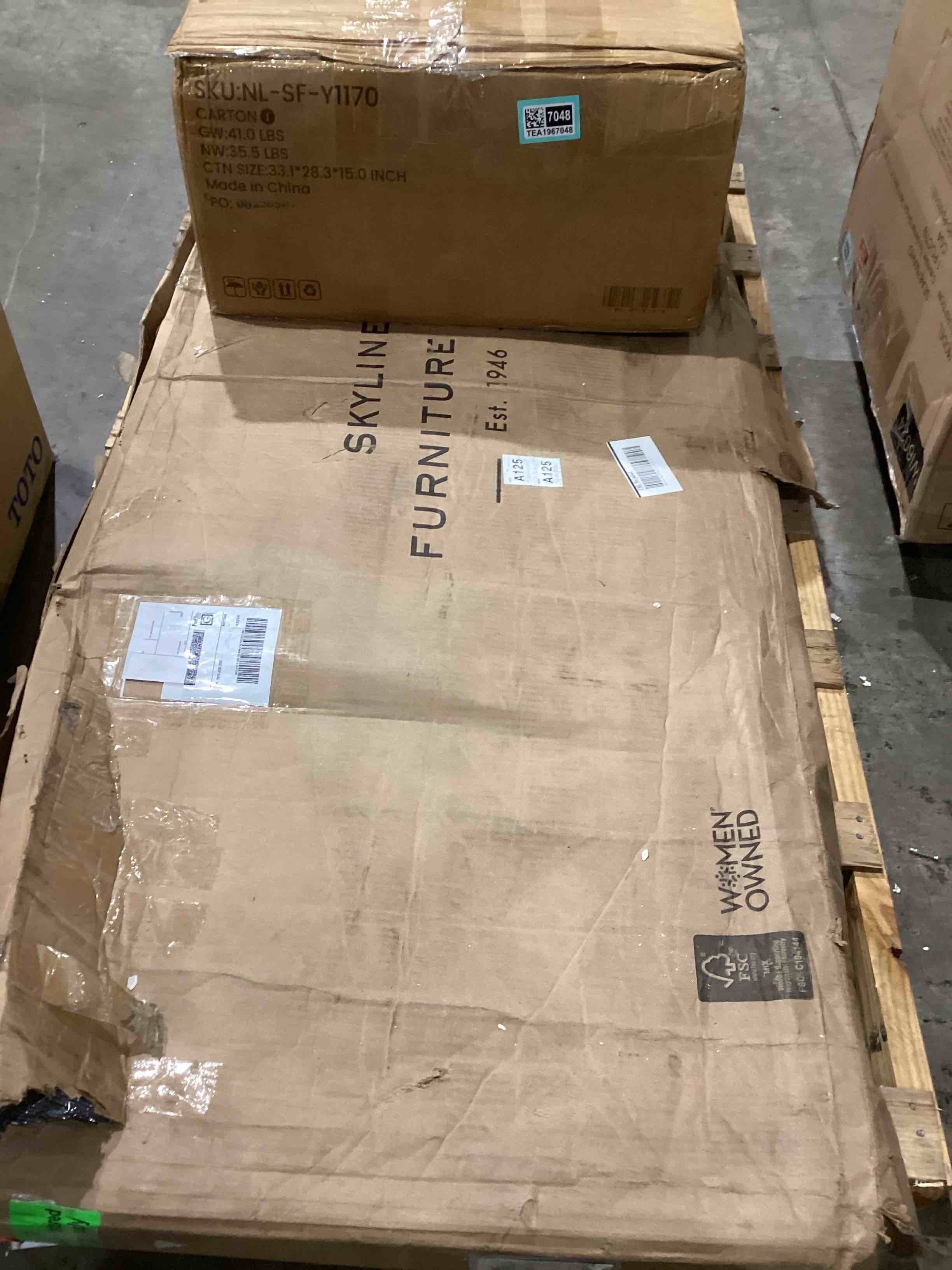 https://s3.amazonaws.com/lotting-images-prod/bidfta/TEA1967049_1757958726458.jpeg