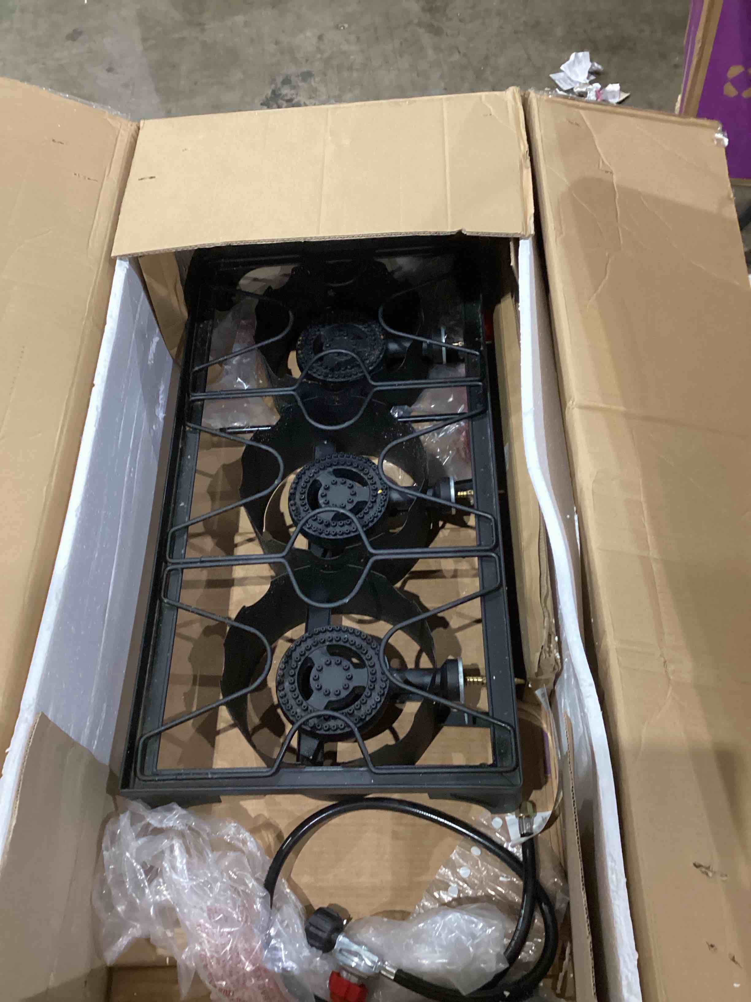 https://s3.amazonaws.com/lotting-images-prod/bidfta/TEA1967050_1757963601920.jpeg