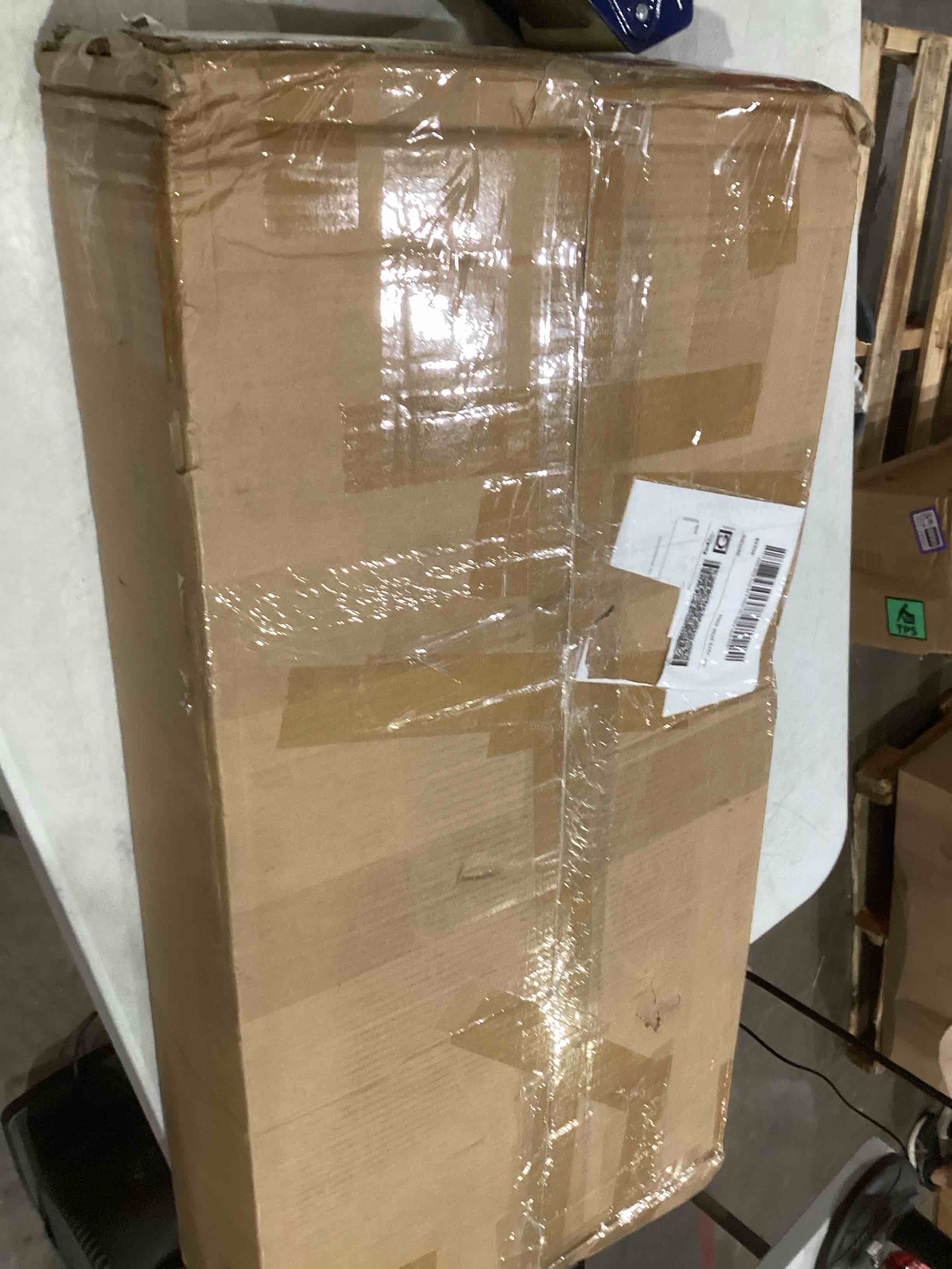 https://s3.amazonaws.com/lotting-images-prod/bidfta/TEA1967062_1758029419929.jpeg