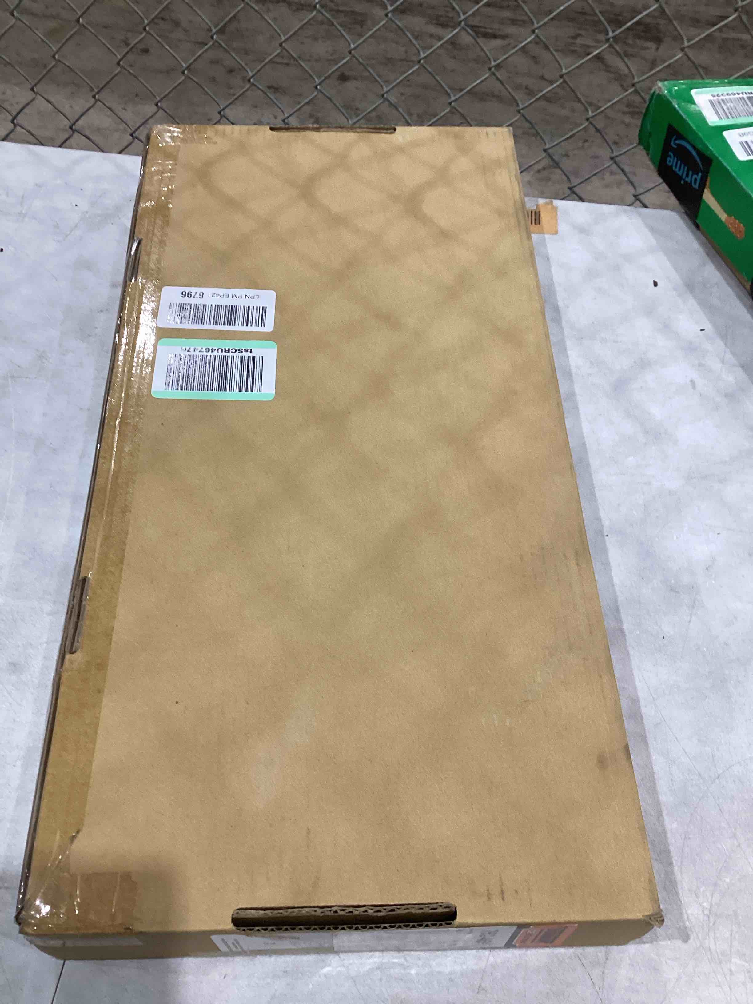 https://s3.amazonaws.com/lotting-images-prod/bidfta/TEA1967524_1758821642360.jpeg