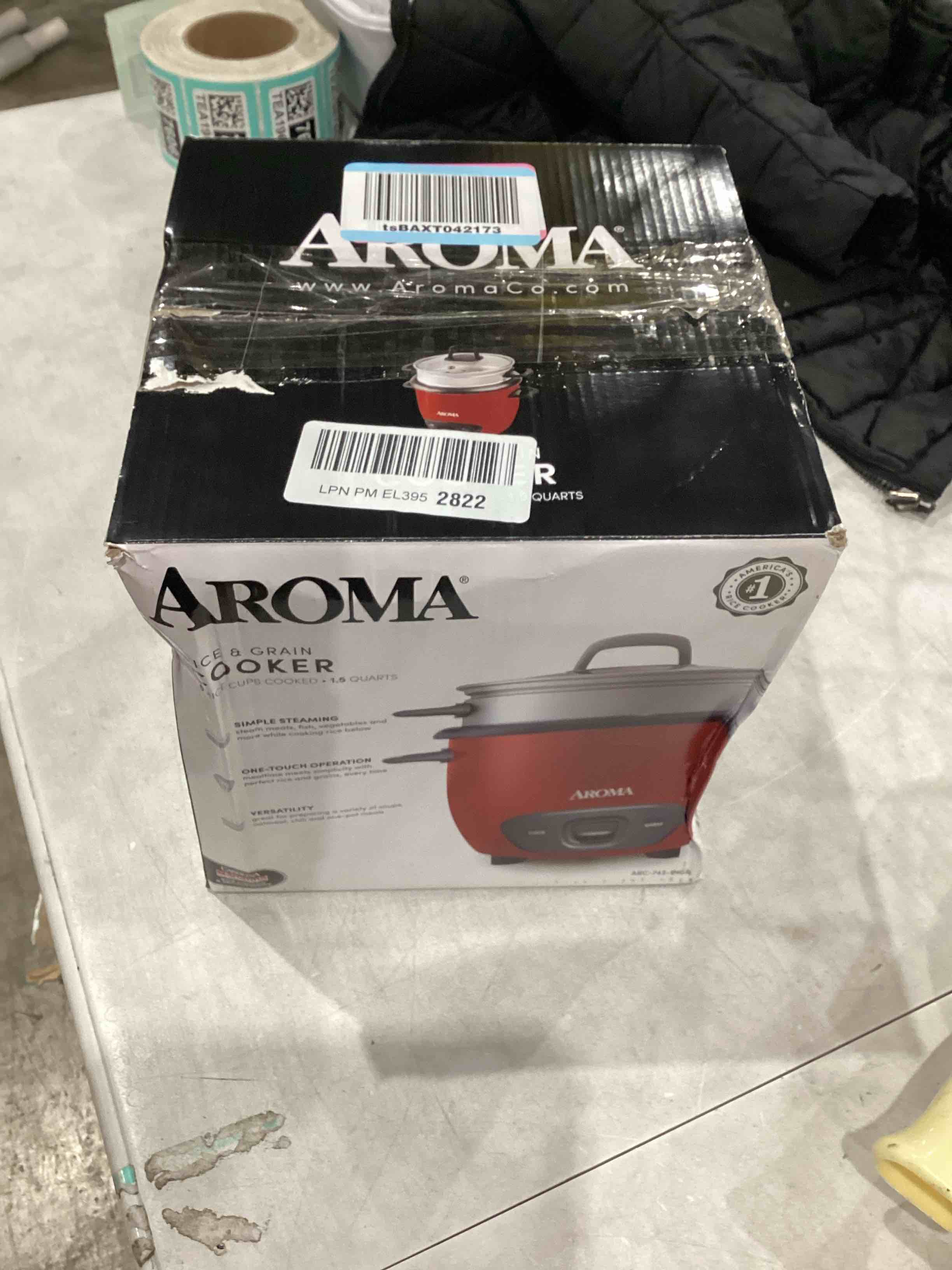 https://s3.amazonaws.com/lotting-images-prod/bidfta/TEA1967598_1759154541737.jpeg