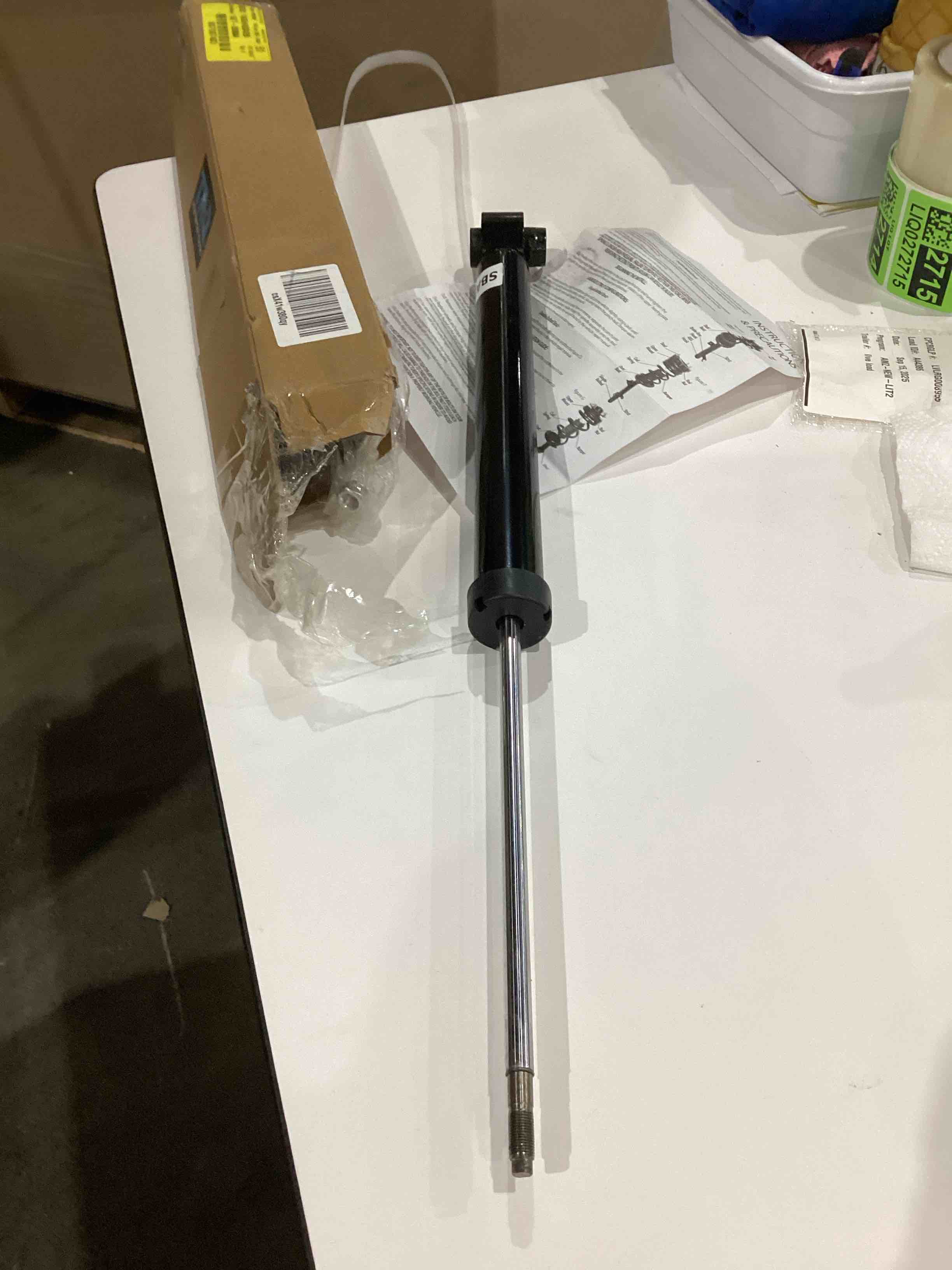 https://s3.amazonaws.com/lotting-images-prod/bidfta/TEA1967879_1759423416084.jpeg