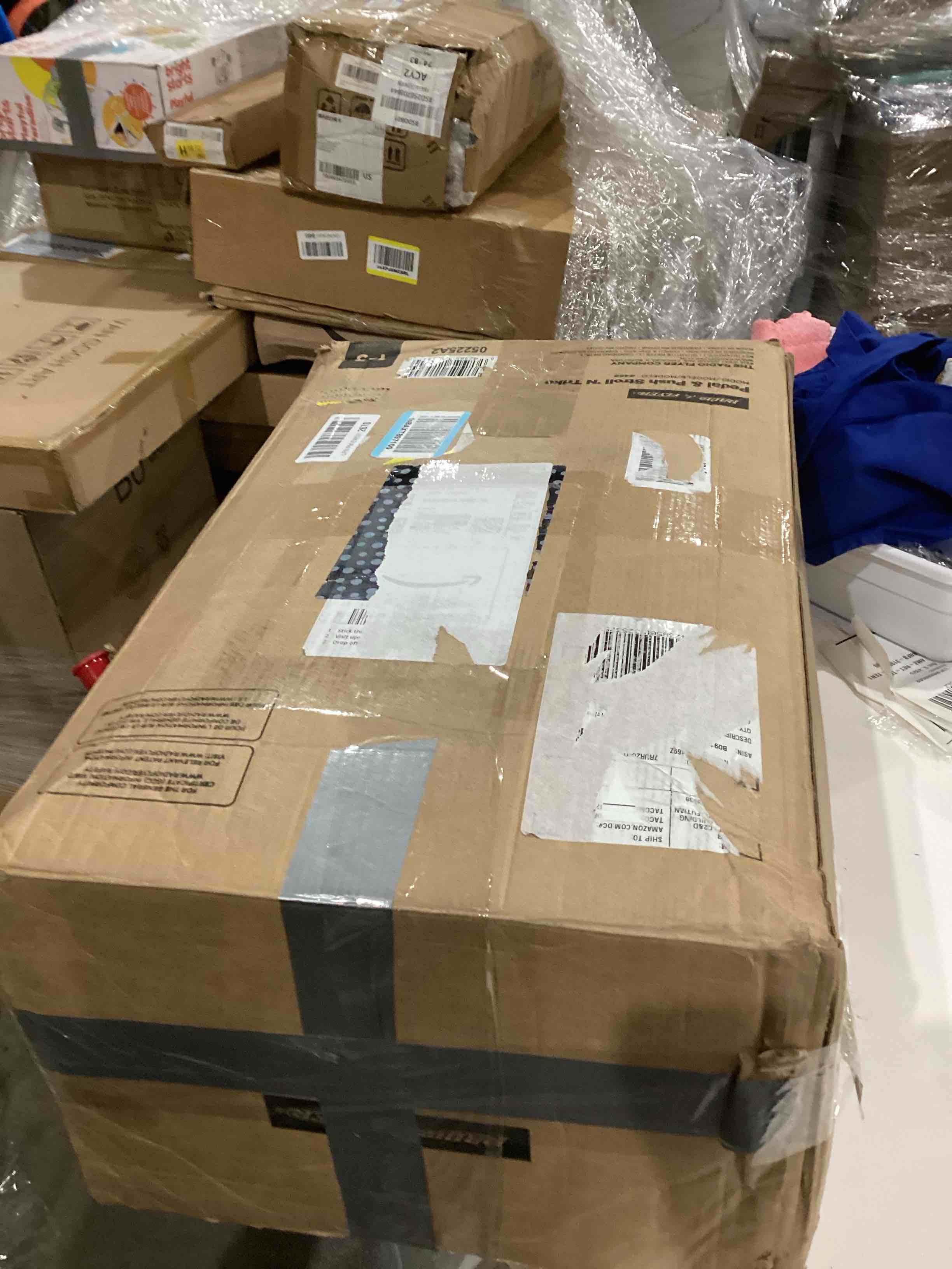 https://s3.amazonaws.com/lotting-images-prod/bidfta/TEA1968455_1760367887353.jpeg