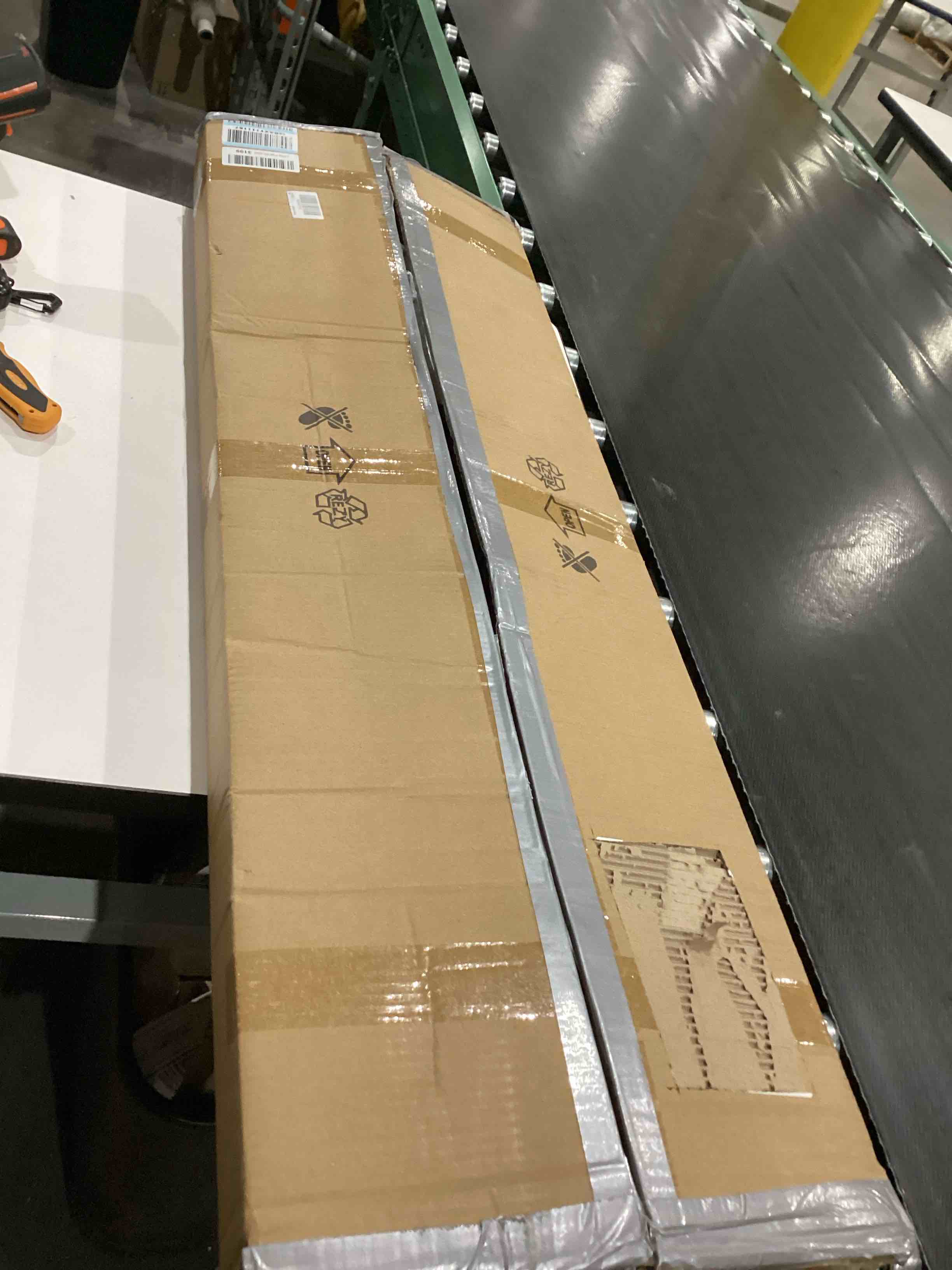 https://s3.amazonaws.com/lotting-images-prod/bidfta/TEA1968479_1760374640166.jpeg