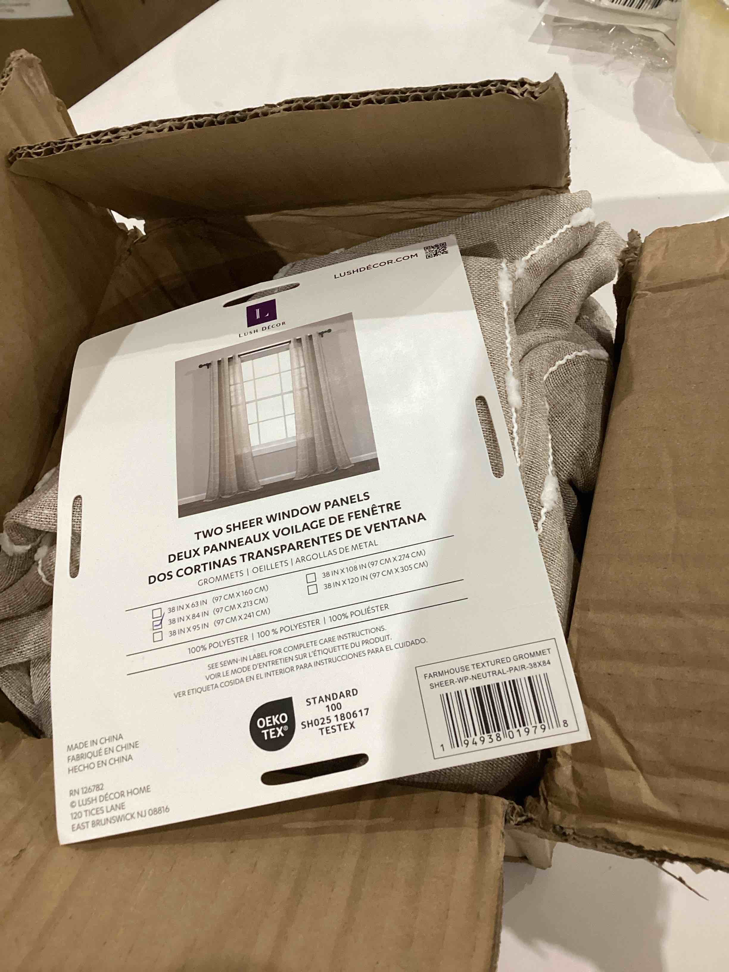 https://s3.amazonaws.com/lotting-images-prod/bidfta/TEA1968531_1760452328149.jpeg