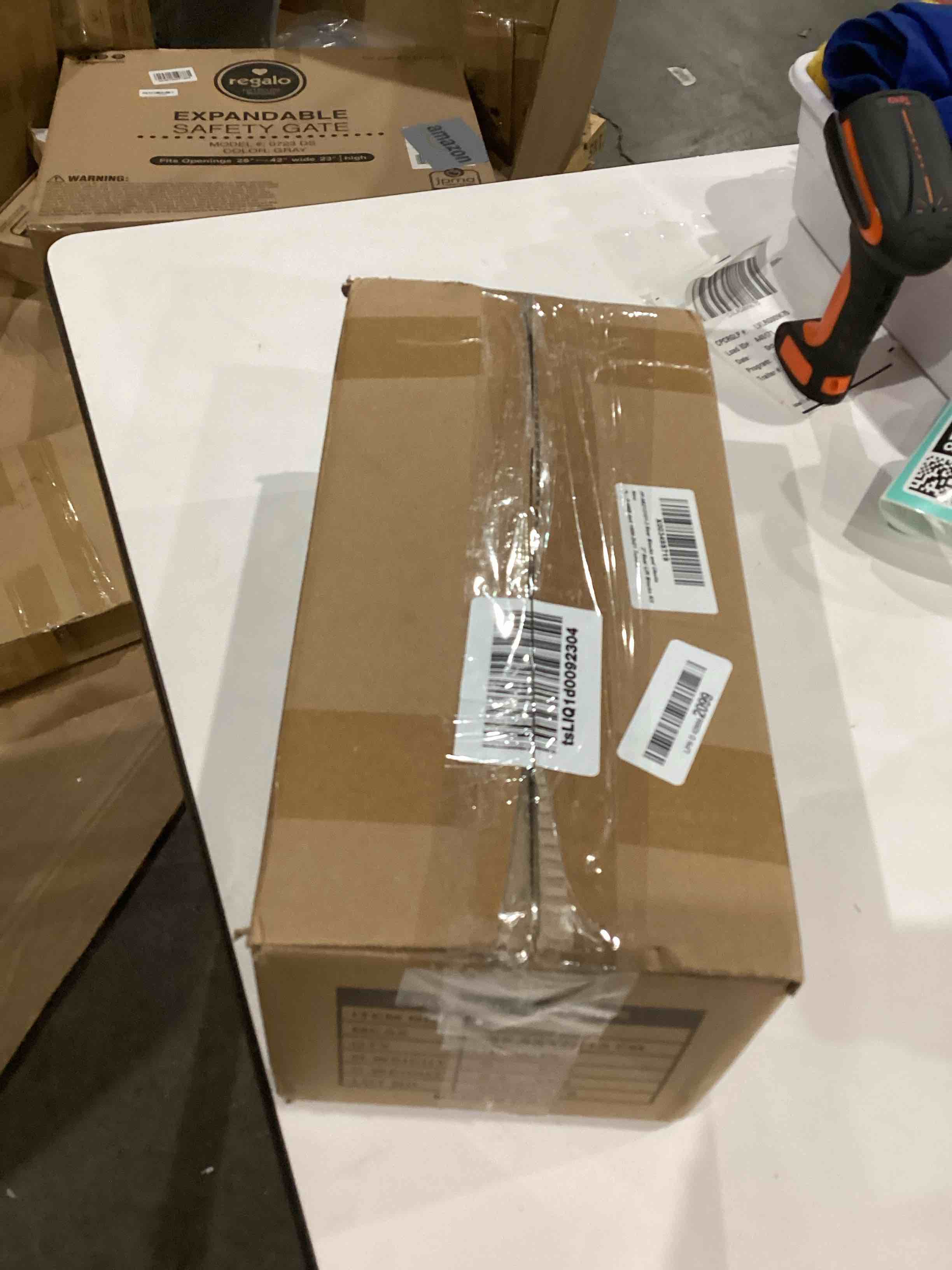 https://s3.amazonaws.com/lotting-images-prod/bidfta/TEA1968708_1760793784058.jpeg