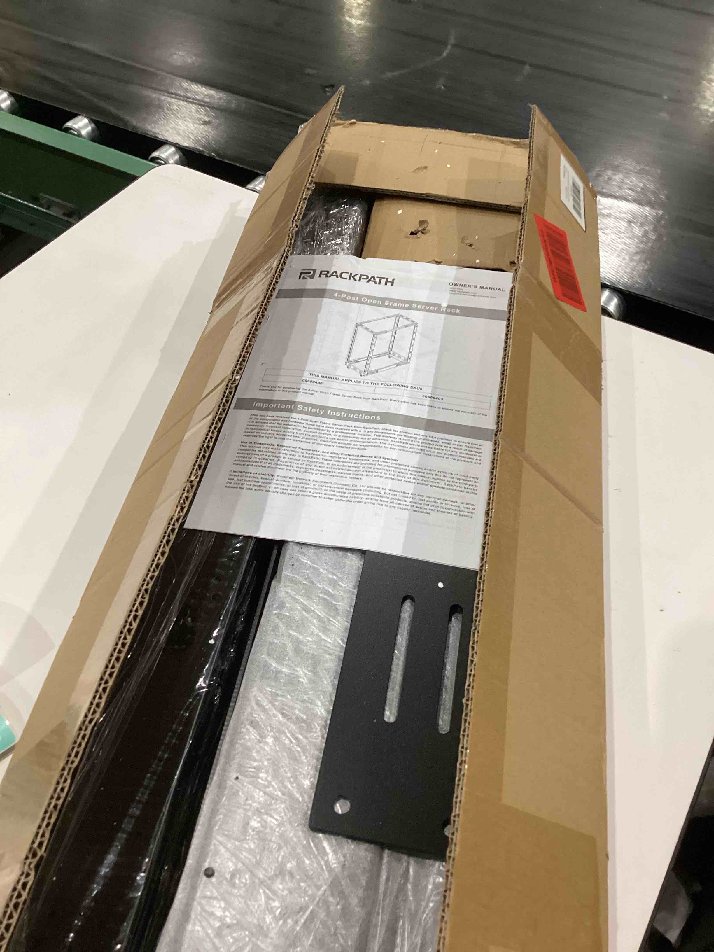 https://s3.amazonaws.com/lotting-images-prod/bidfta/TEA1968766_1760970258445.jpeg