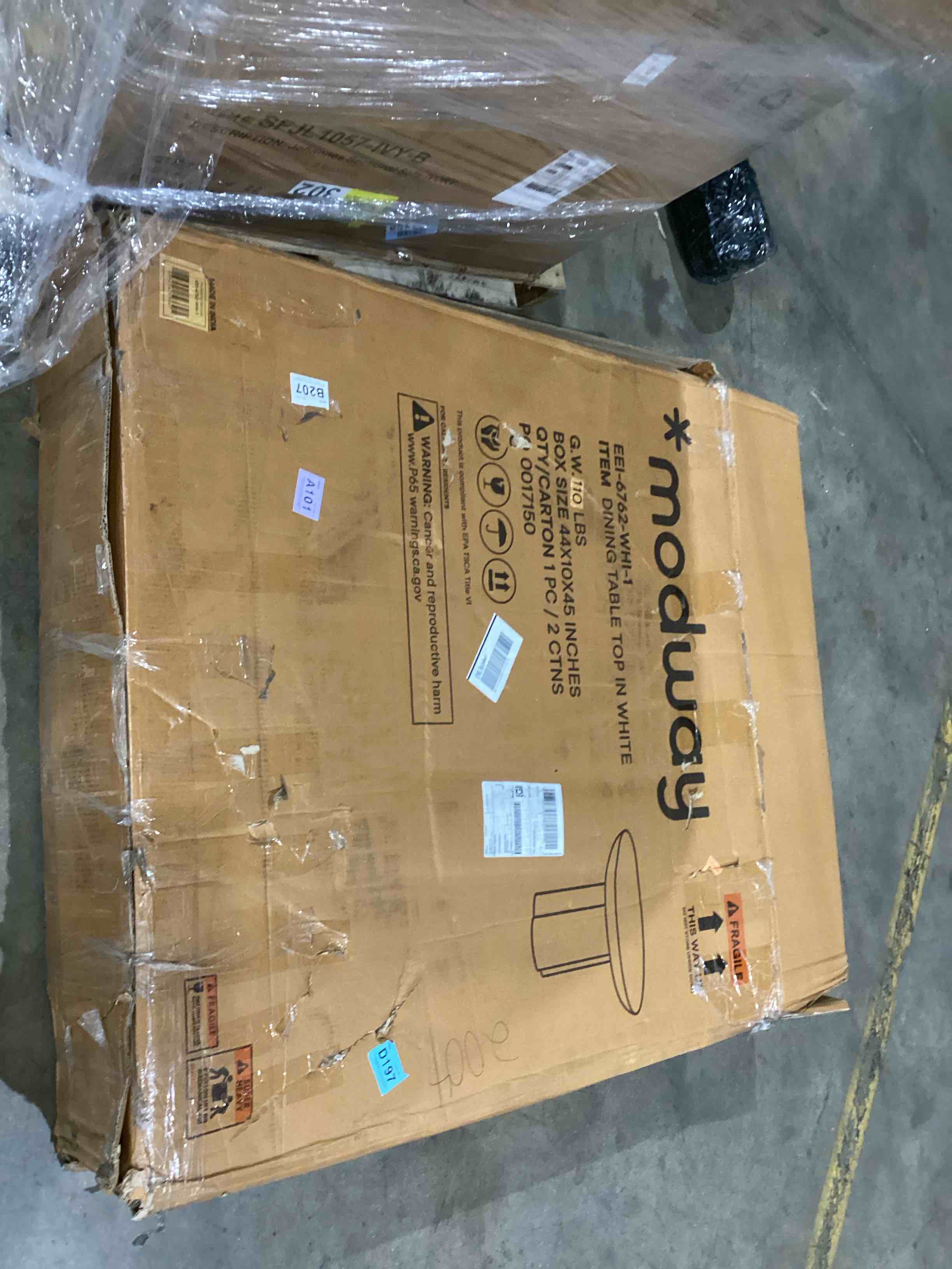 https://s3.amazonaws.com/lotting-images-prod/bidfta/TEA1968884_1761238763722.jpeg
